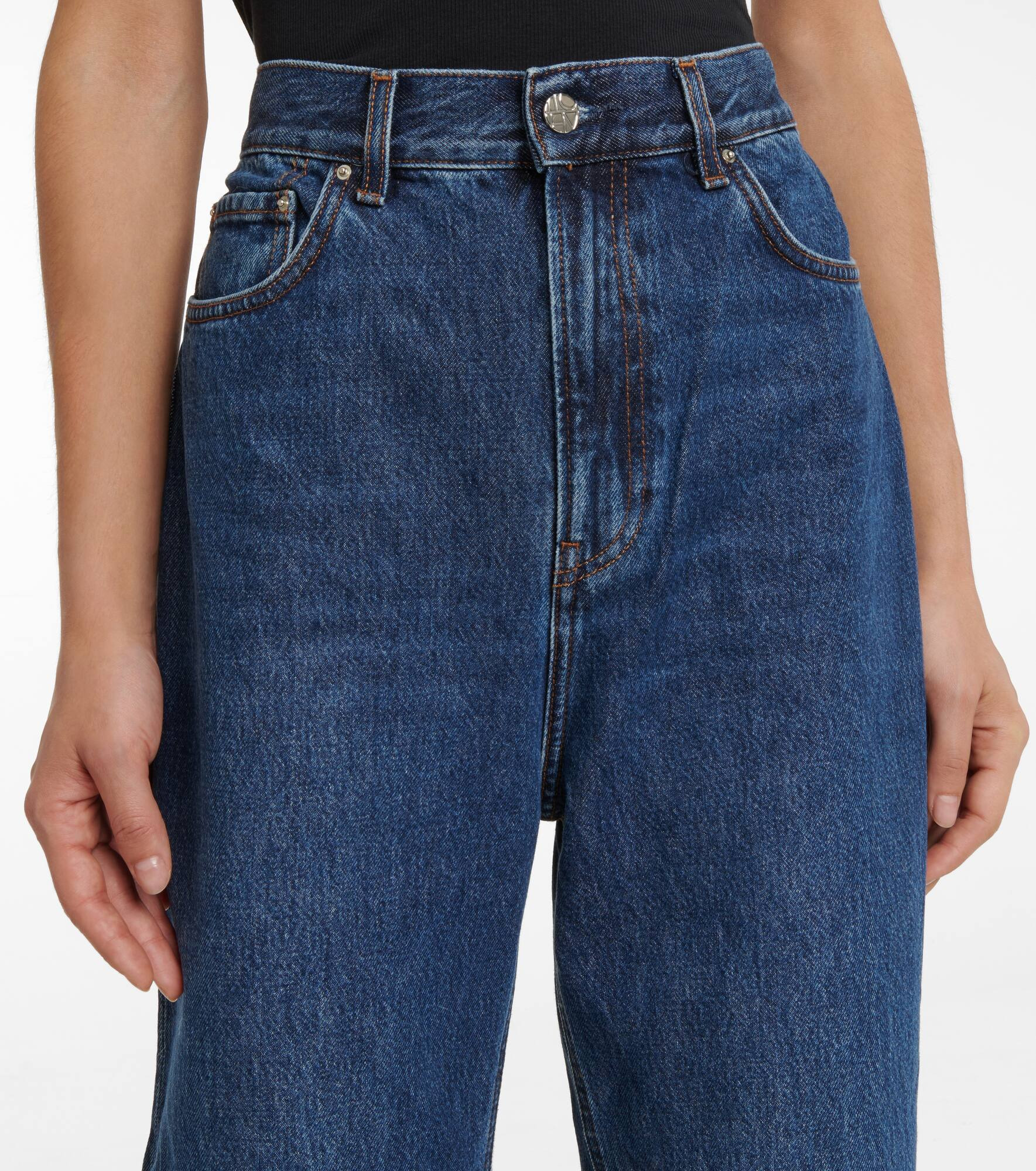 High-rise tapered jeans - 4