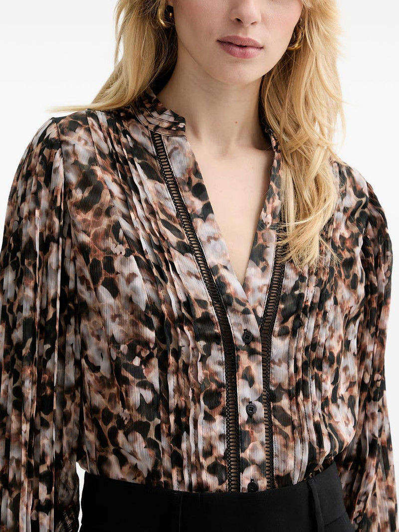 buttoned blouse 4
