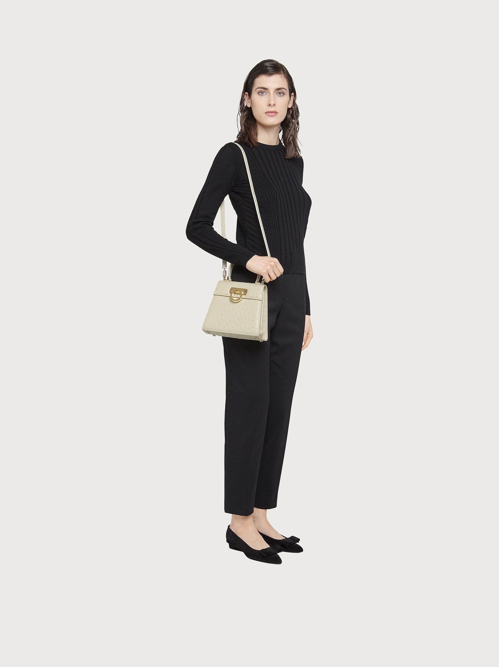 Iconic Top Handle (S) - 6