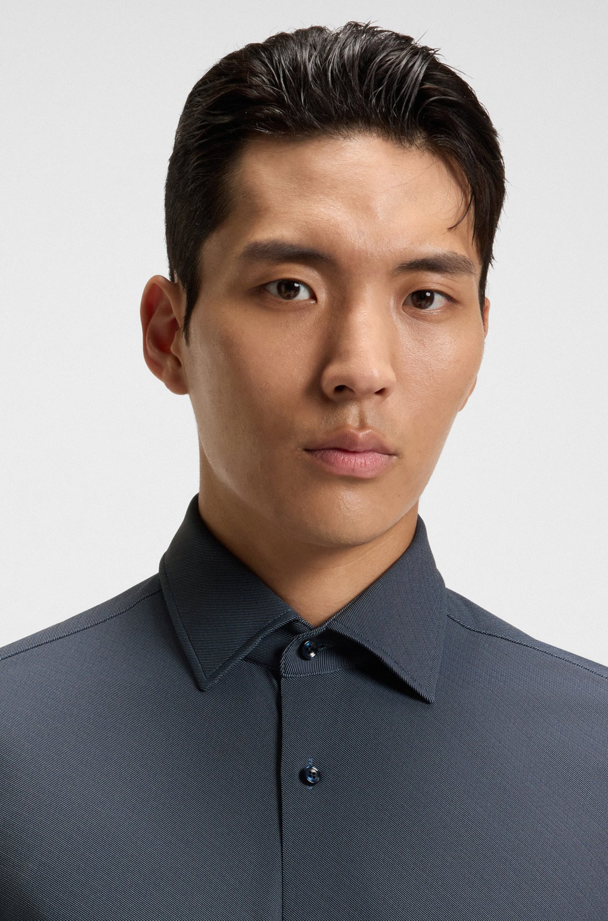 PRINTED SLIM-FIT SHIRT IN PERFORMANCE-STRETCH FABRIC - 3