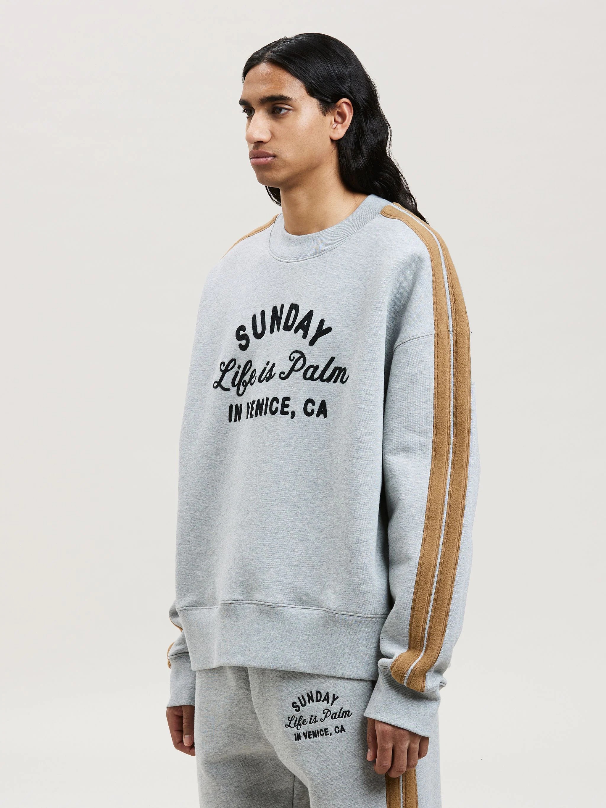 SUNDAY SWEATSHIRT - 4