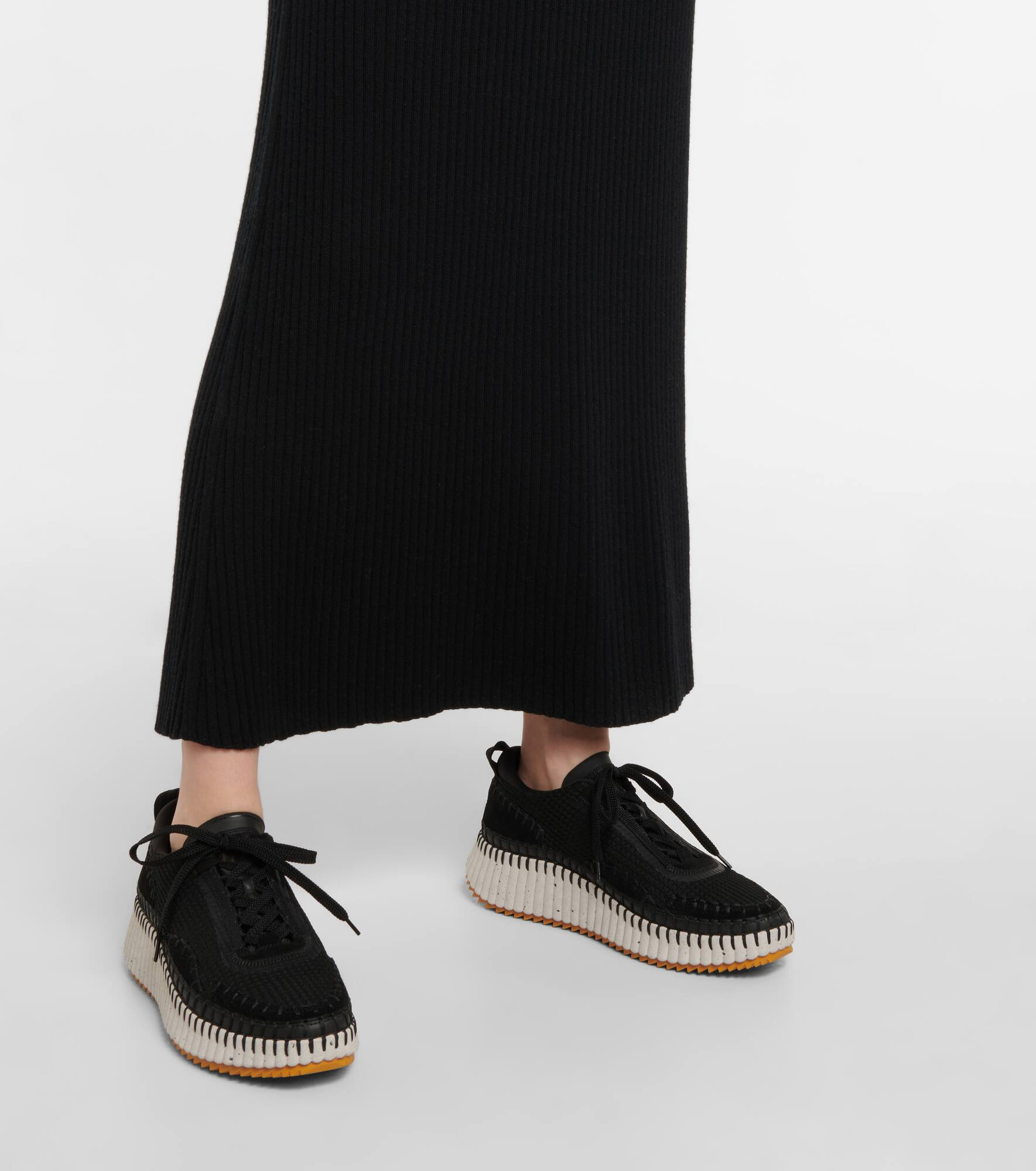Nama sneakers - 4
