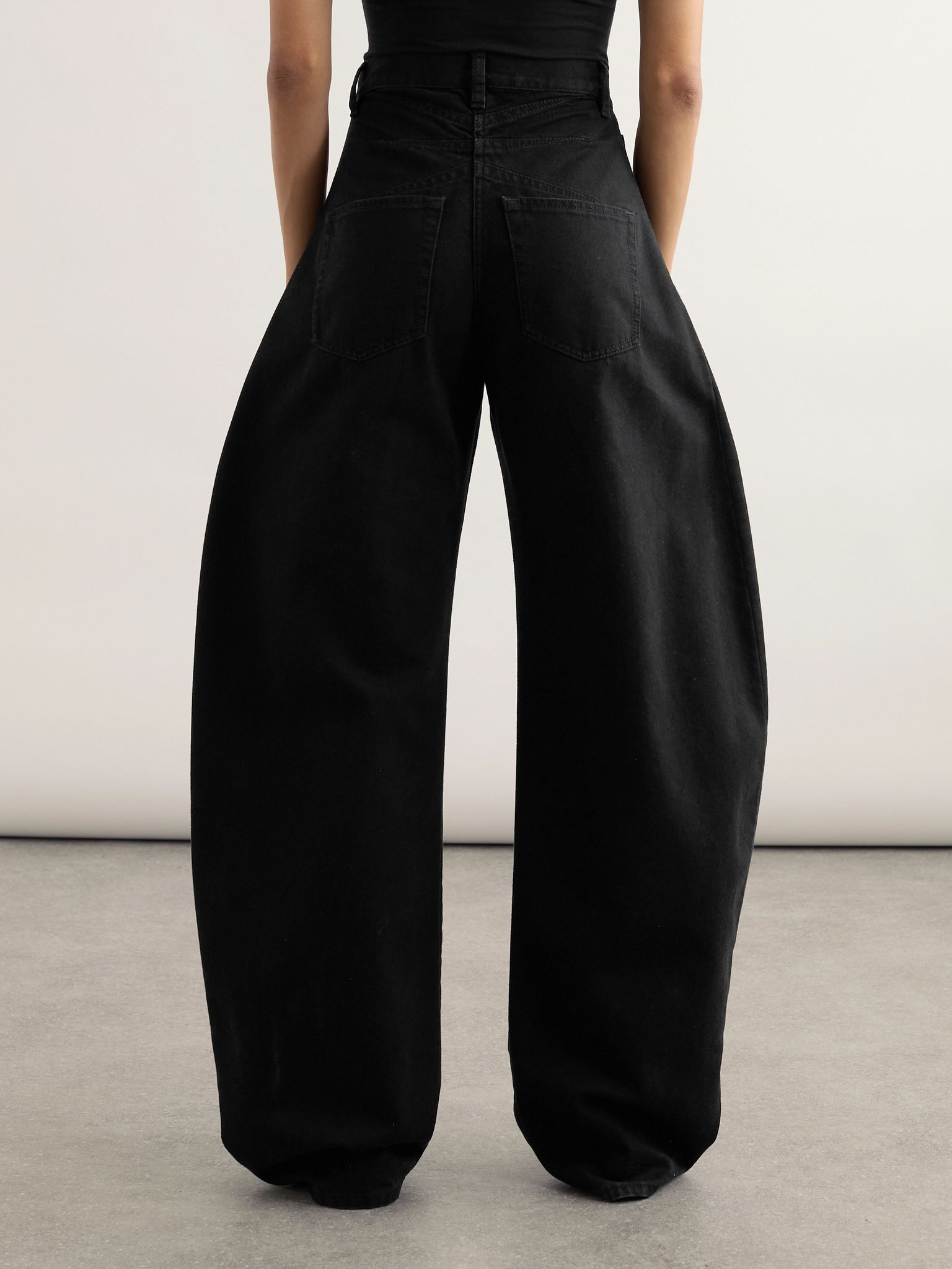 High-rise barrel-leg jeans Black - 4