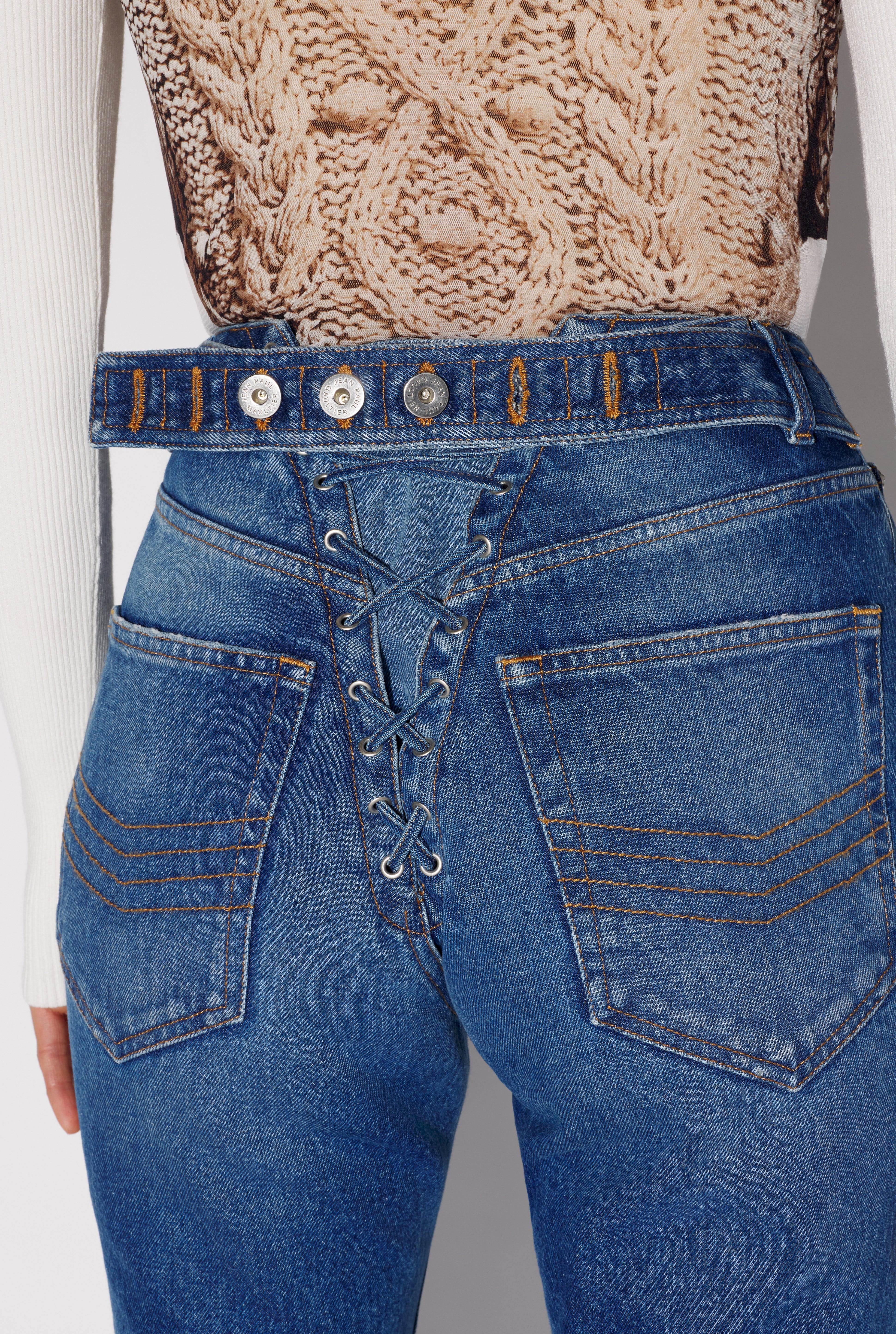 THE BLUE LACE-UP DENIM JEANS - 5