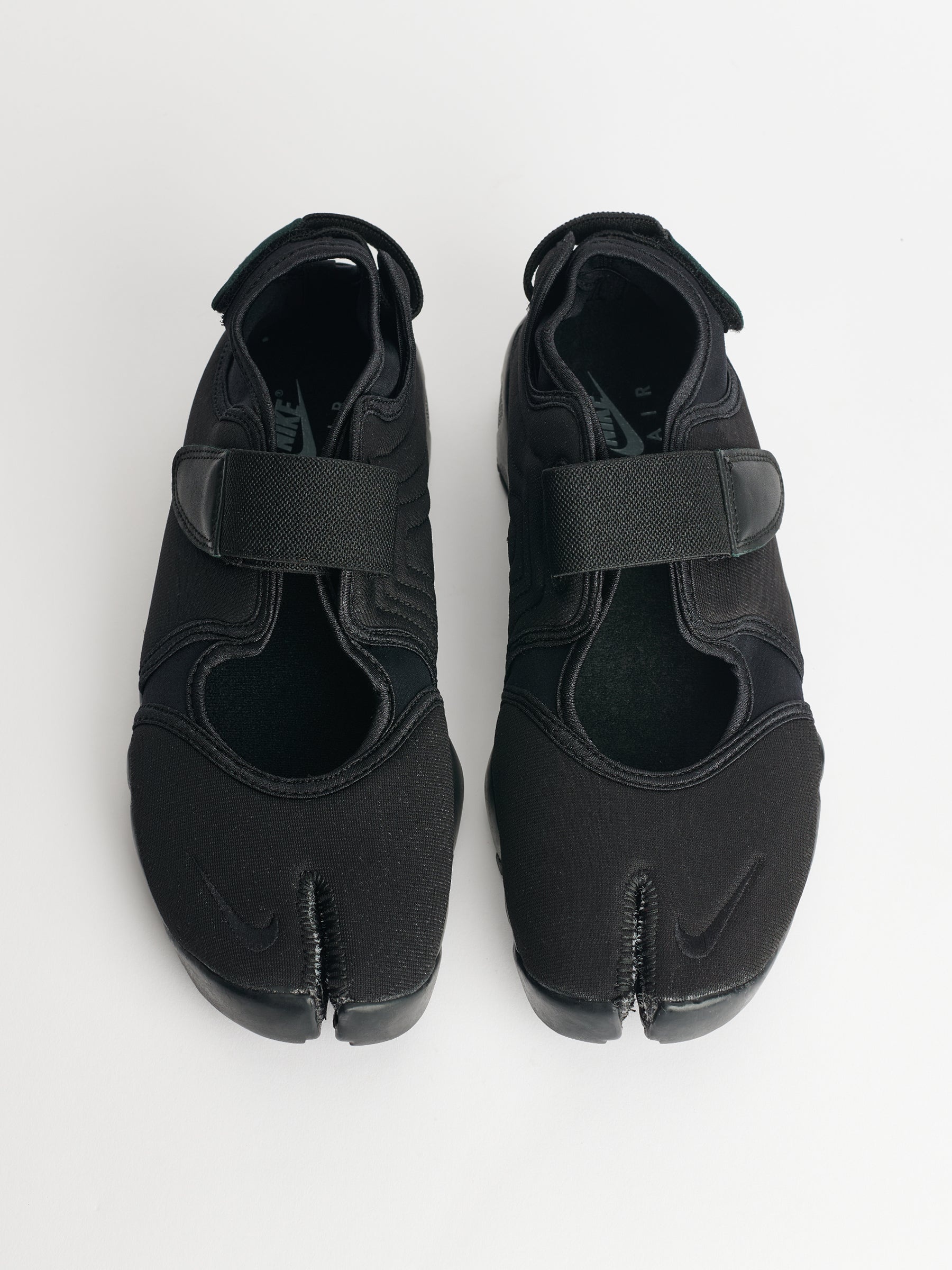 NIKE W’S AIR RIFT BLACK / COOL GREY - 5