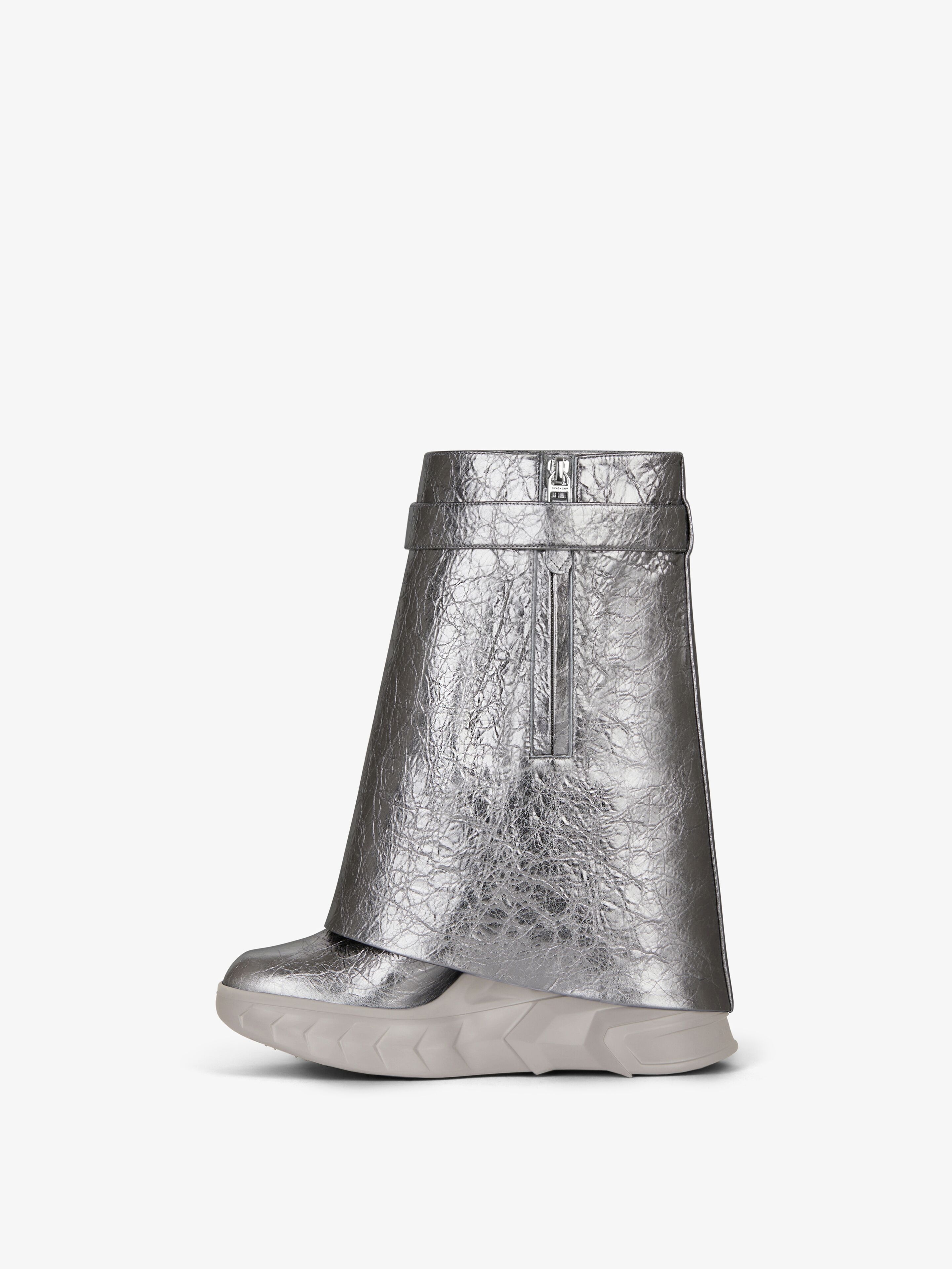 SHARK LOCK BIKER ANKLE BOOTS IN LAMINATED LEATHER - 5