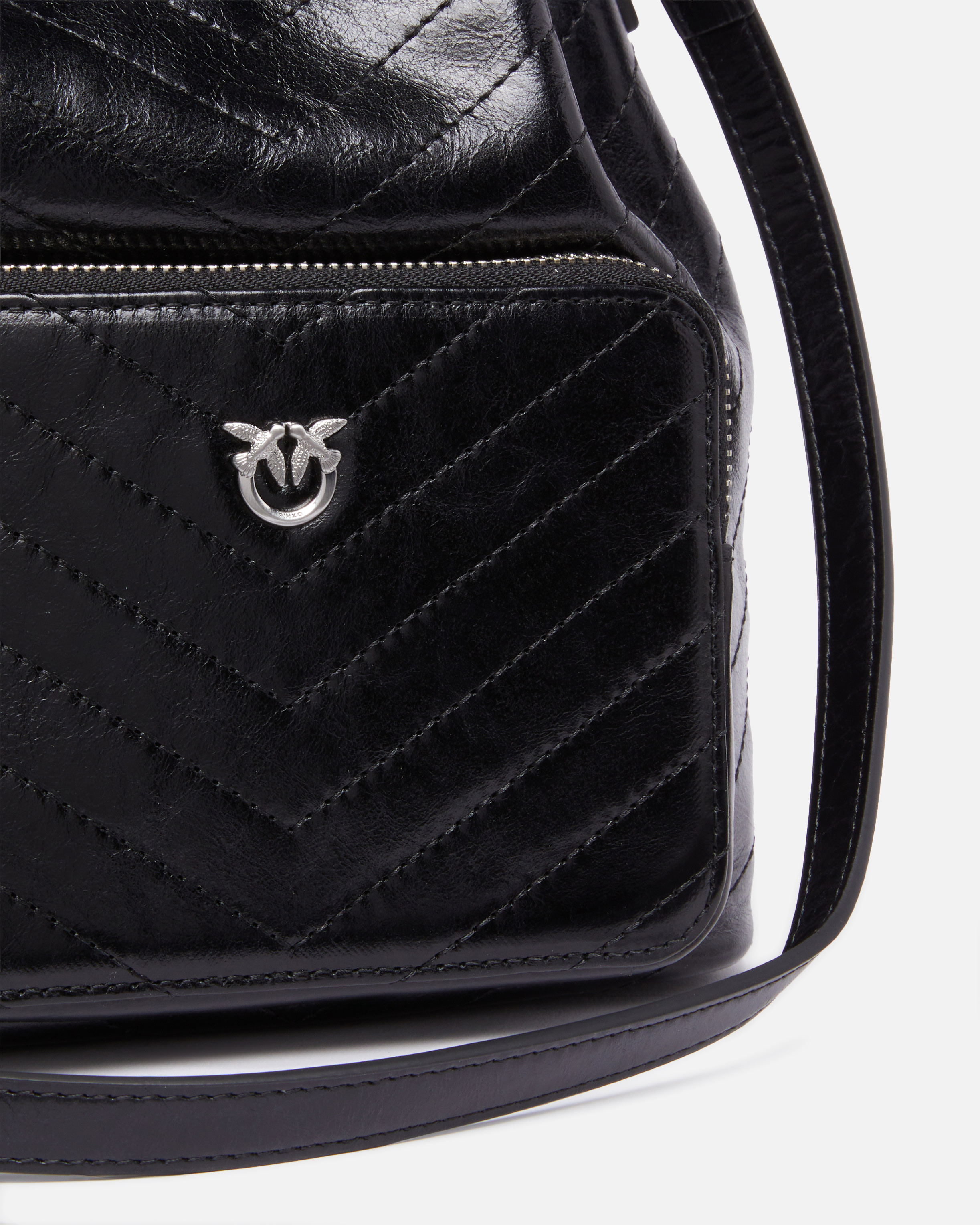 SMALL LEATHER CARGO BUCKET BAG WITH POCKET - 3