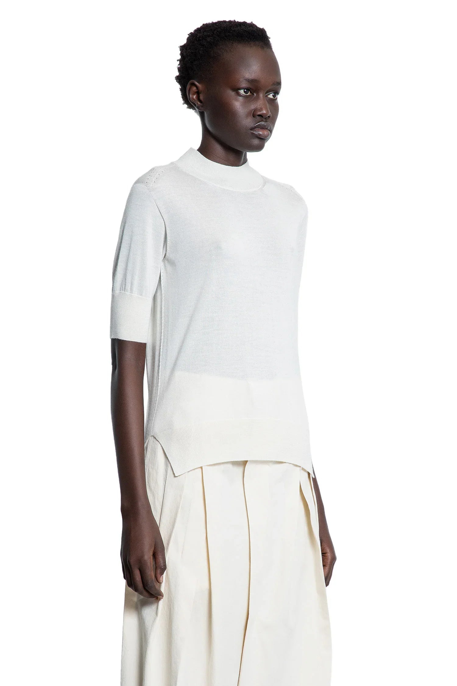 Sjort-Sleeve-Knit-T-Shirt - 2