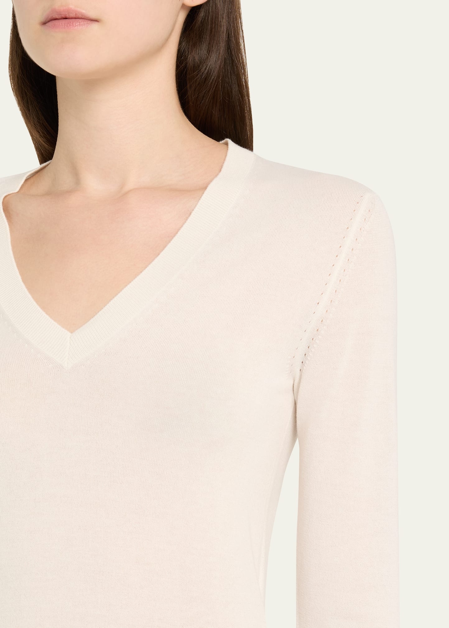 V-Neck Cashmere Sweater - 5