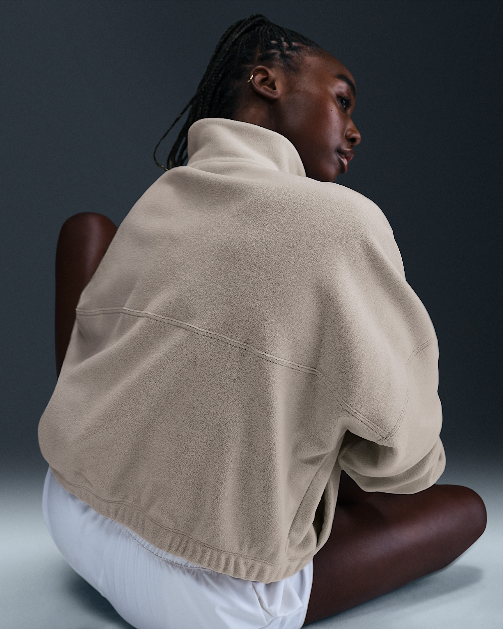 Nike One Women's Therma-FIT Oversized 1/2-Zip Fleece Top - 3
