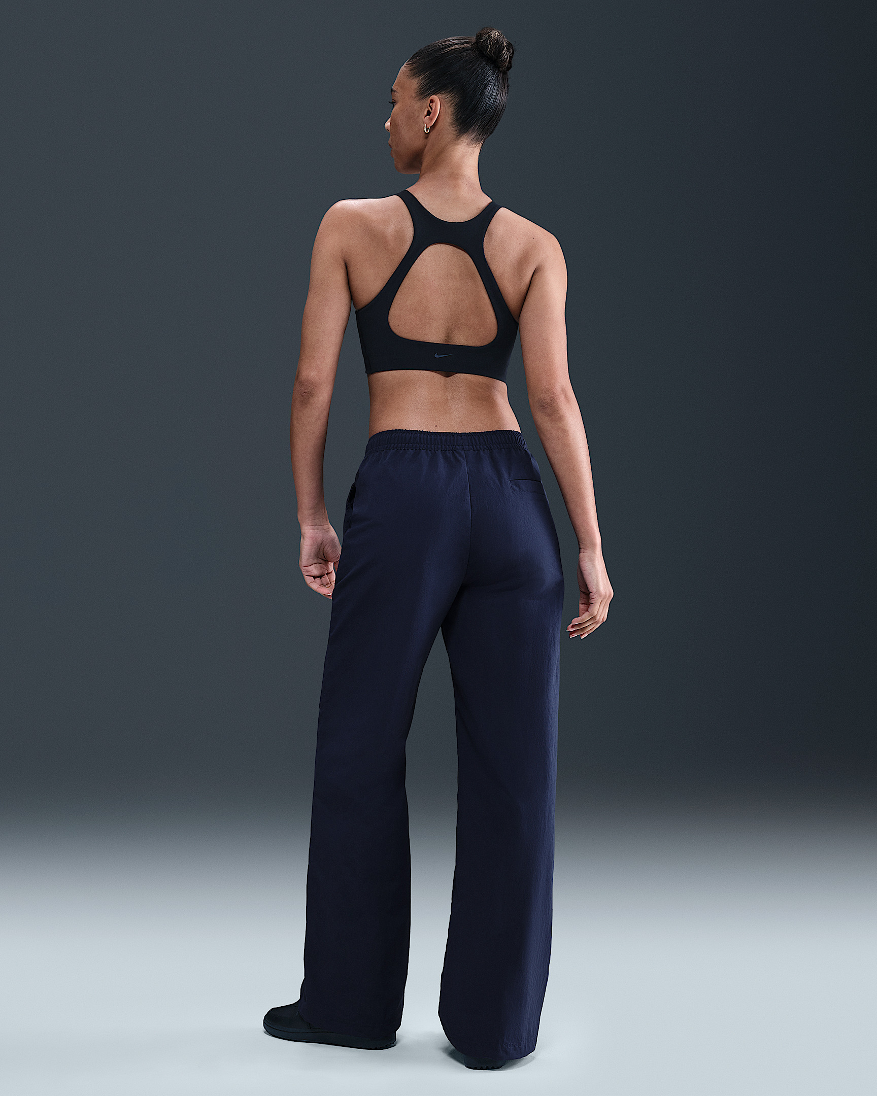 Nike Sportswear Everything Wovens Women's Mid-Rise Open-Hem Pants - 4