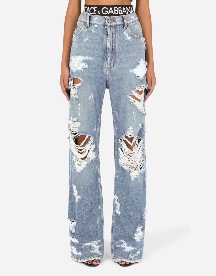 Jeans with ripped details - 2