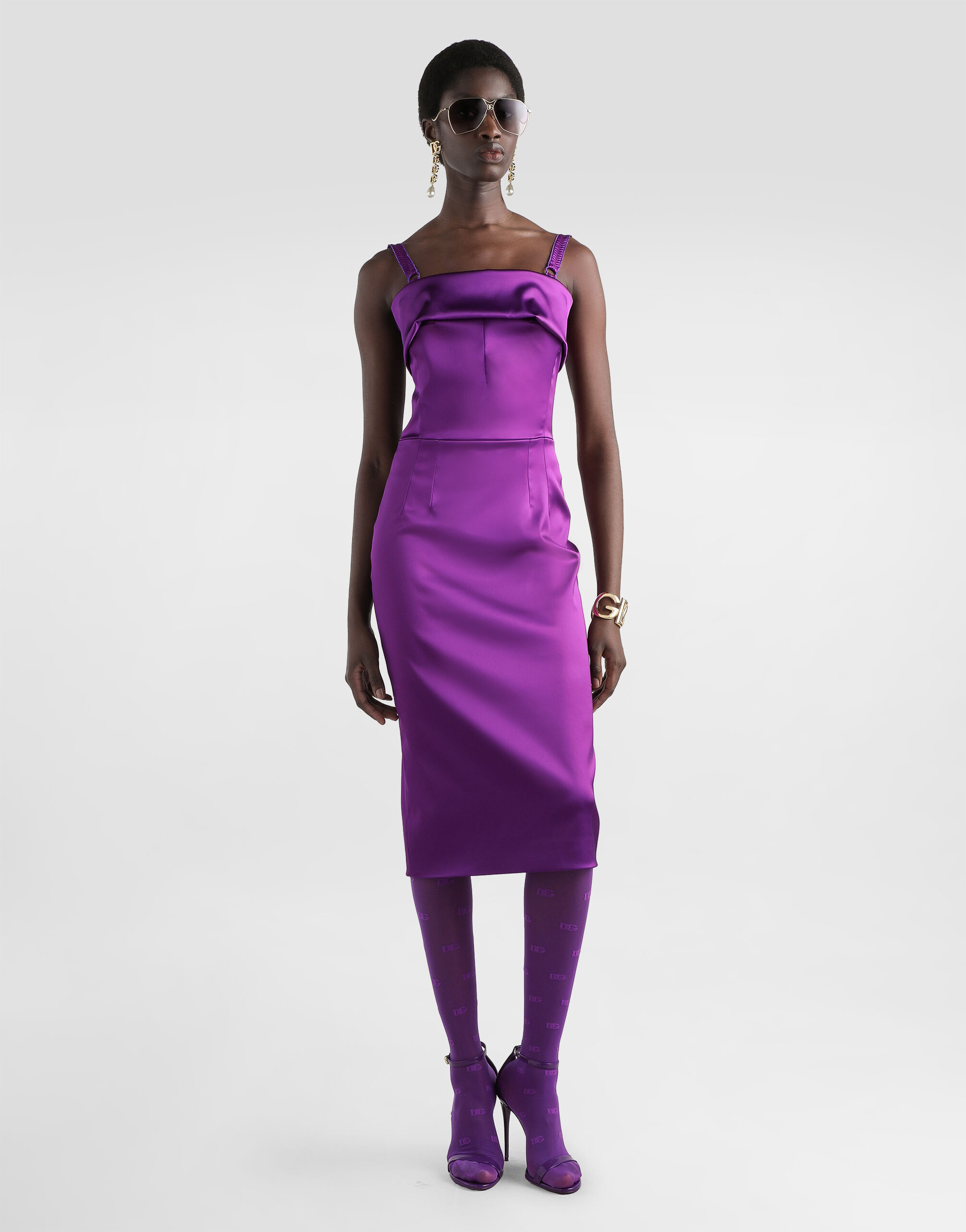 Fitted satin dress - 2