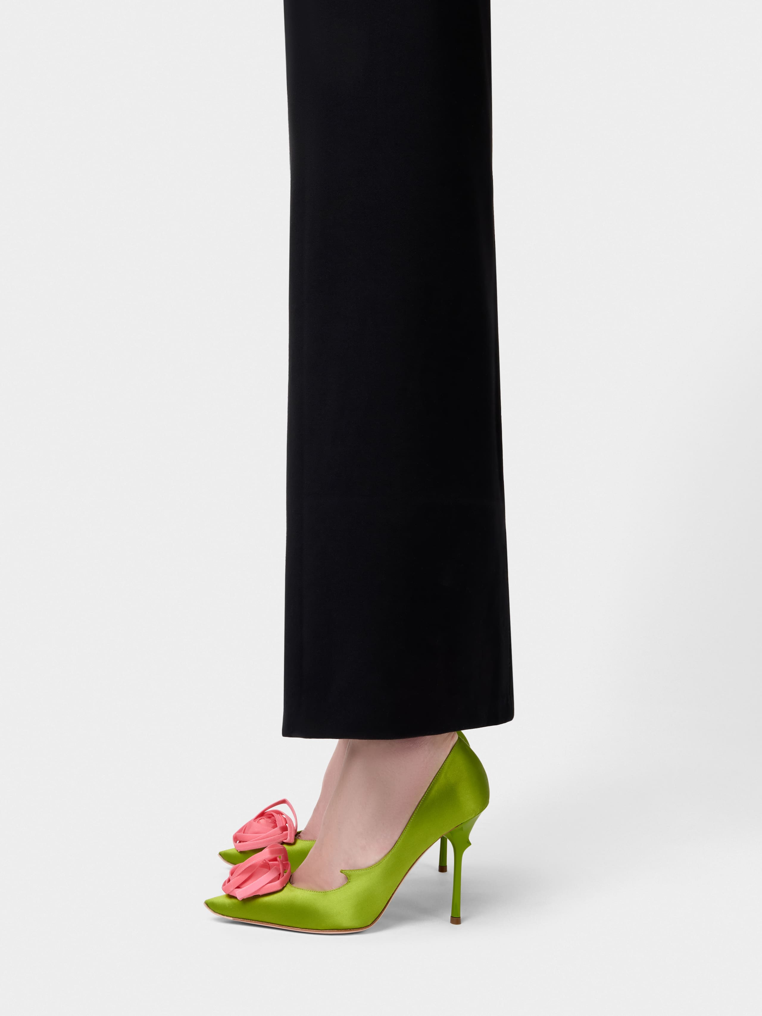 Rose Vivier Pumps in satin - 9