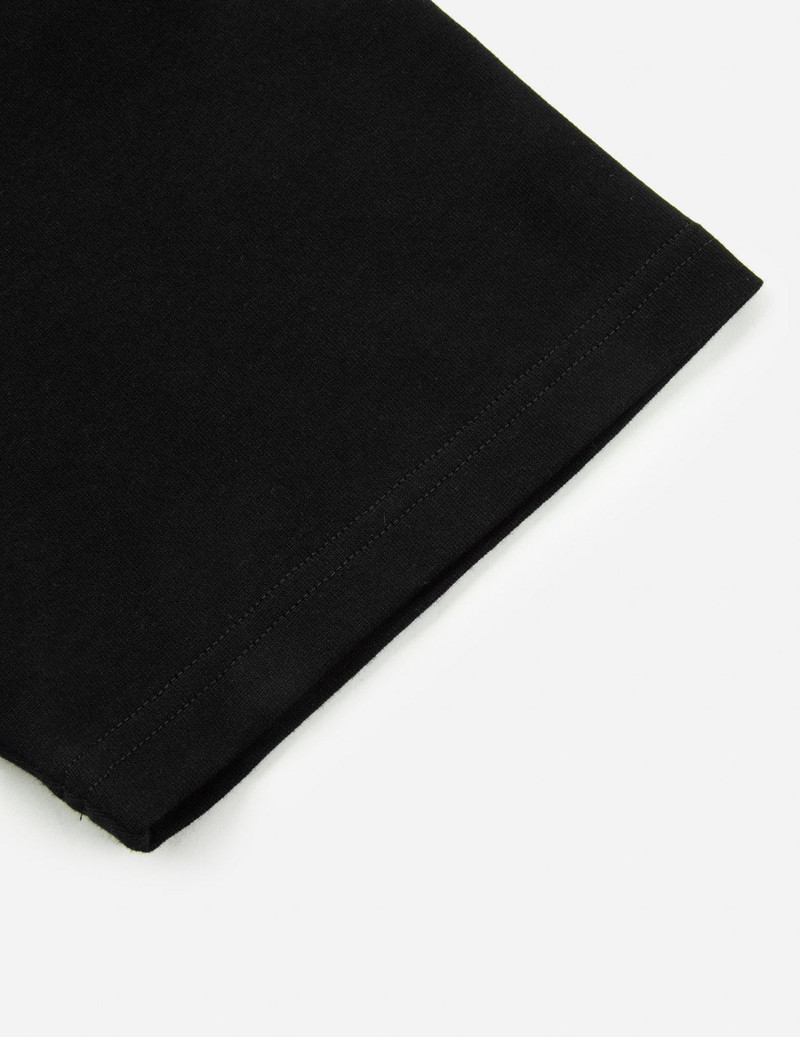 MULTI-PRINT AND MULTI-POCKET REGULAR FIT T-SHIRT 12