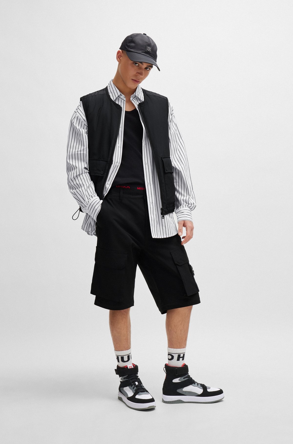 HIGH-TOP SNEAKERS IN A PANELED DESIGN - 3