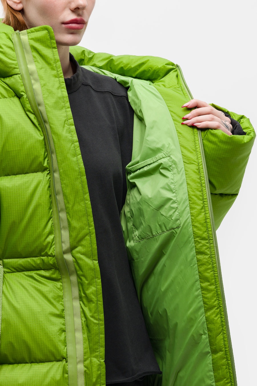 Puffer Jacket in Green - 5