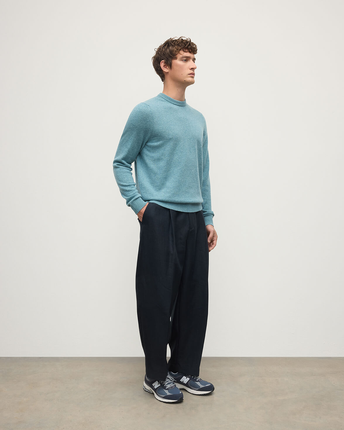 Classic Cashmere Green Round Neck Jumper - 3