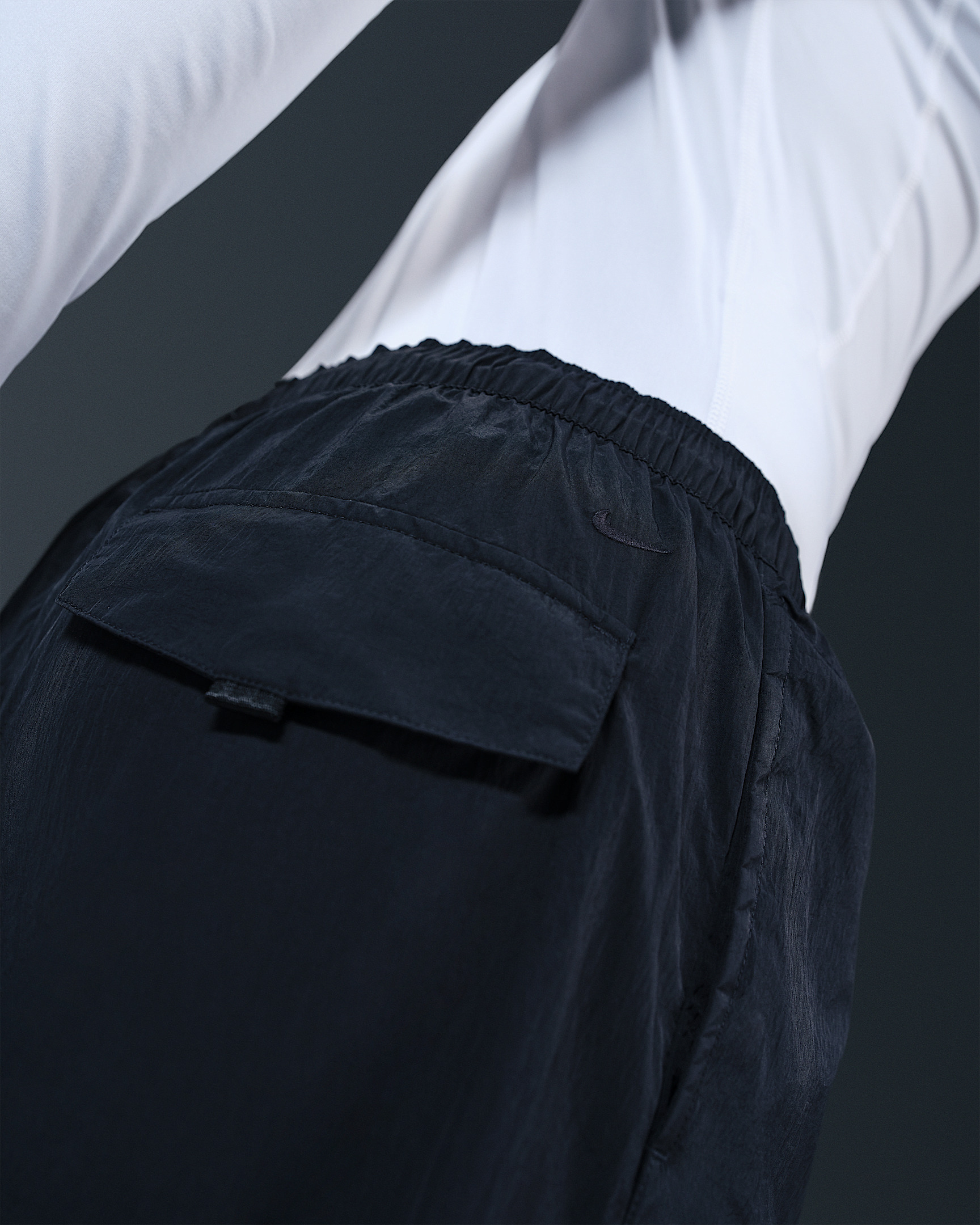 Nike Tech Men's Woven Cargo Shorts - 3
