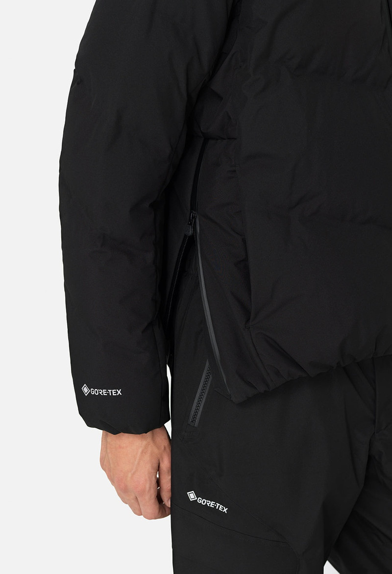 JOHN ELLIOTT X DESCENTE ALLTERRAIN MIZUSAWA DOWN JACKET 8