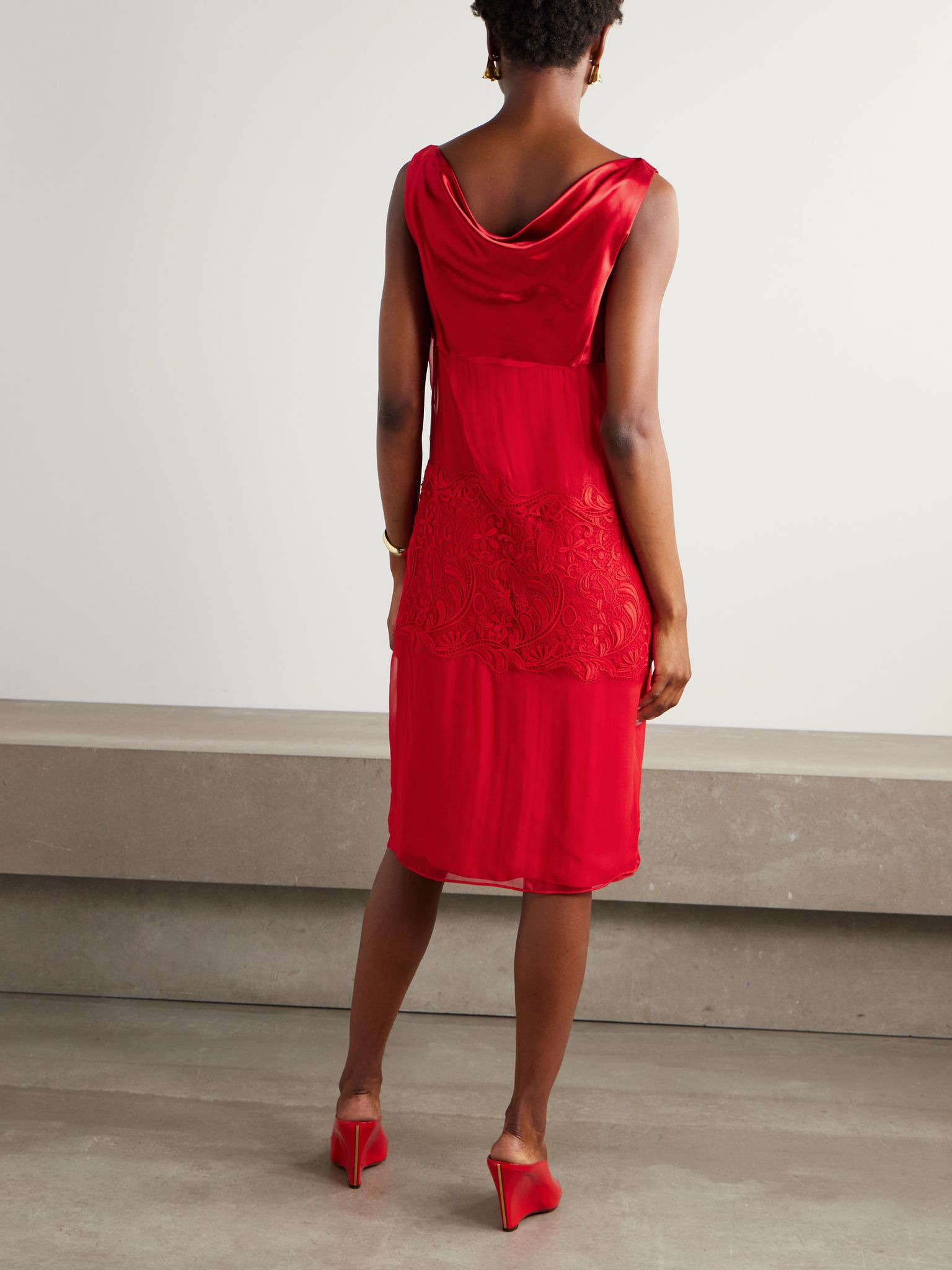 Draped satin- and lace-paneled silk-chiffon midi dress Red - 3