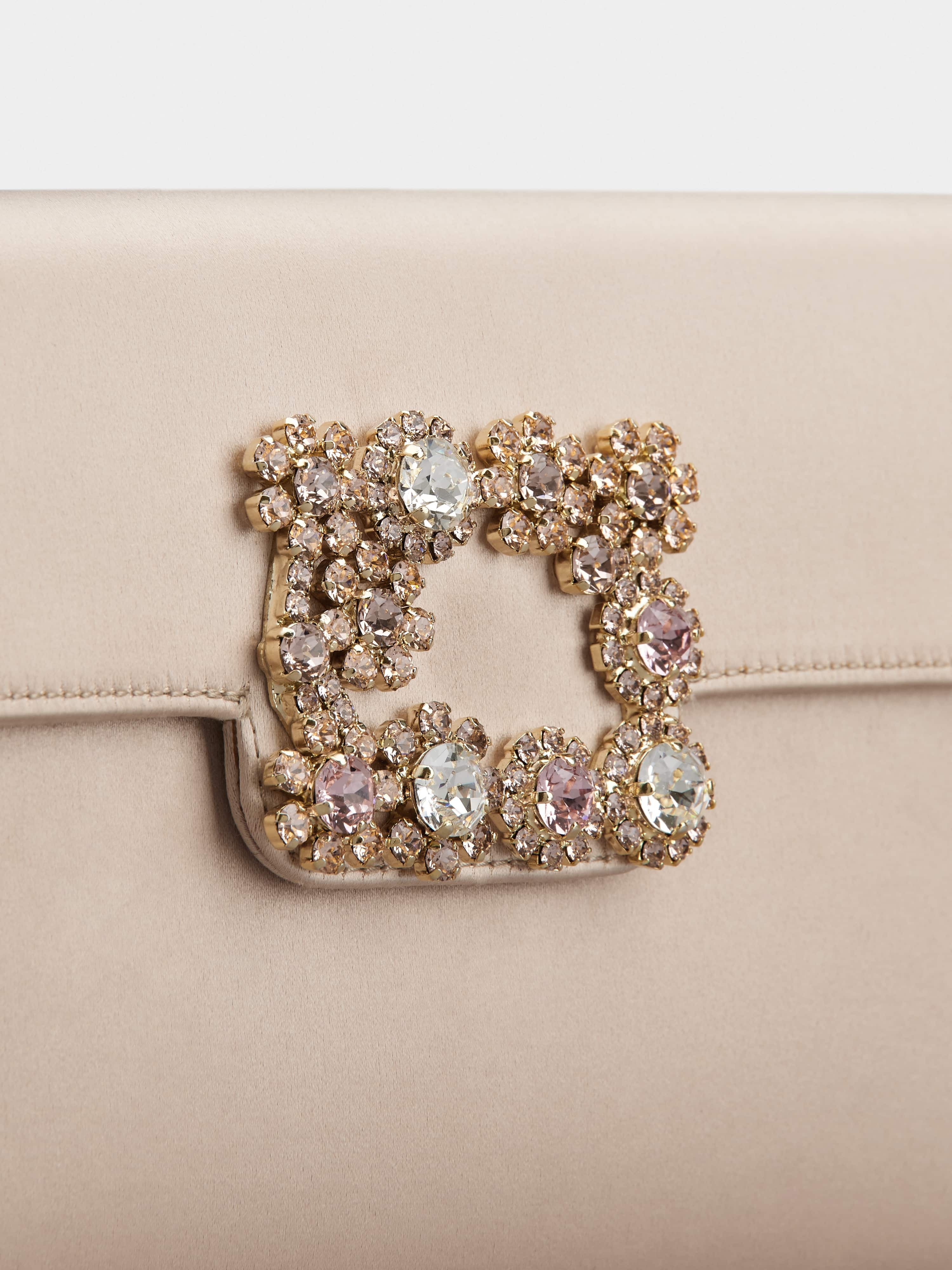 Flower Strass Buckle Clutch in Satin - 7