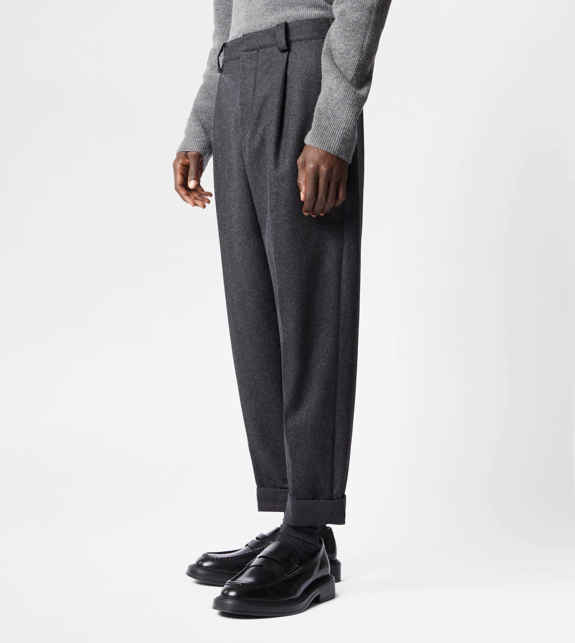 PANTS WITH DARTS - GREY - 6