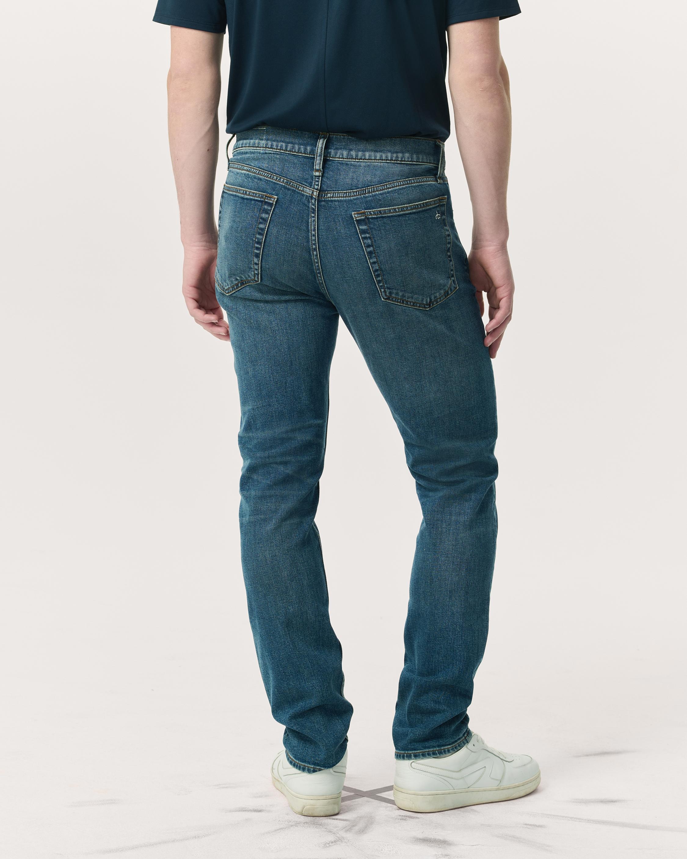 Fit 2 - Jared
Slim Fit Medium Indigo Authentic Stretch Jean - 5