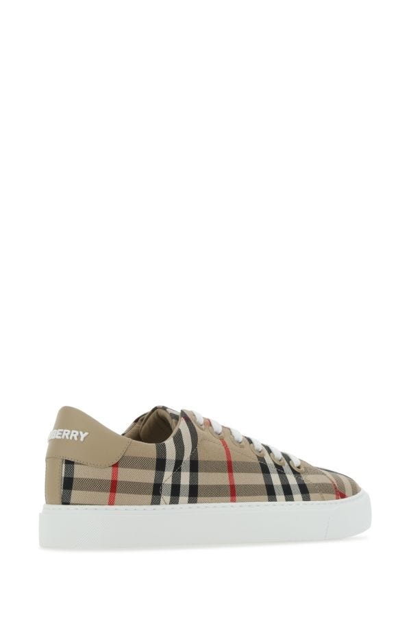 スニーカー BURBERRY EMBROIDERED CANVAS SNEAKERS Burberry Embroidered canvas sneakers | gebnegozionline