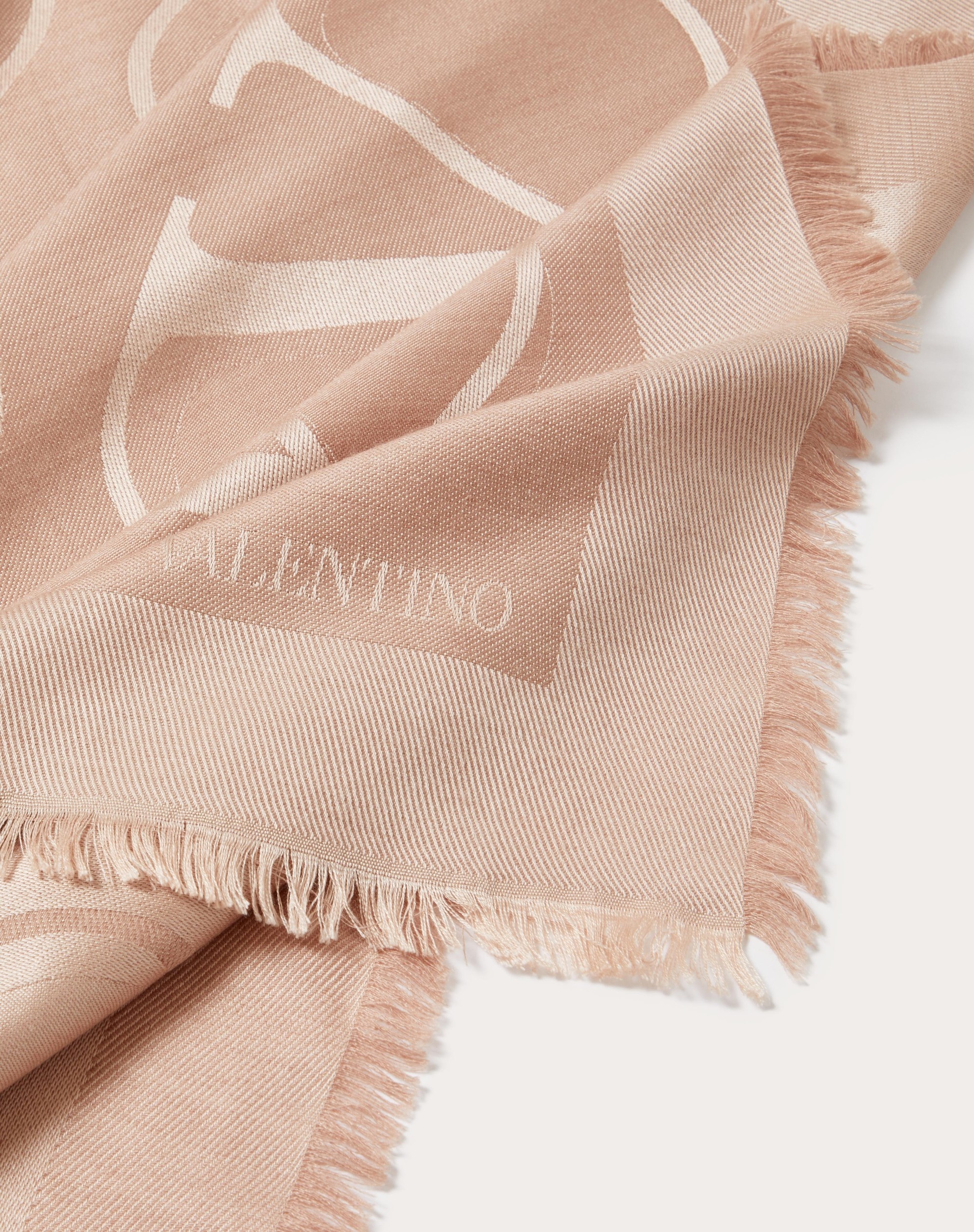 VLOGO SIGNATURE JACQUARD SHAWL IN SILK AND WOOL 140X140 CM - 3