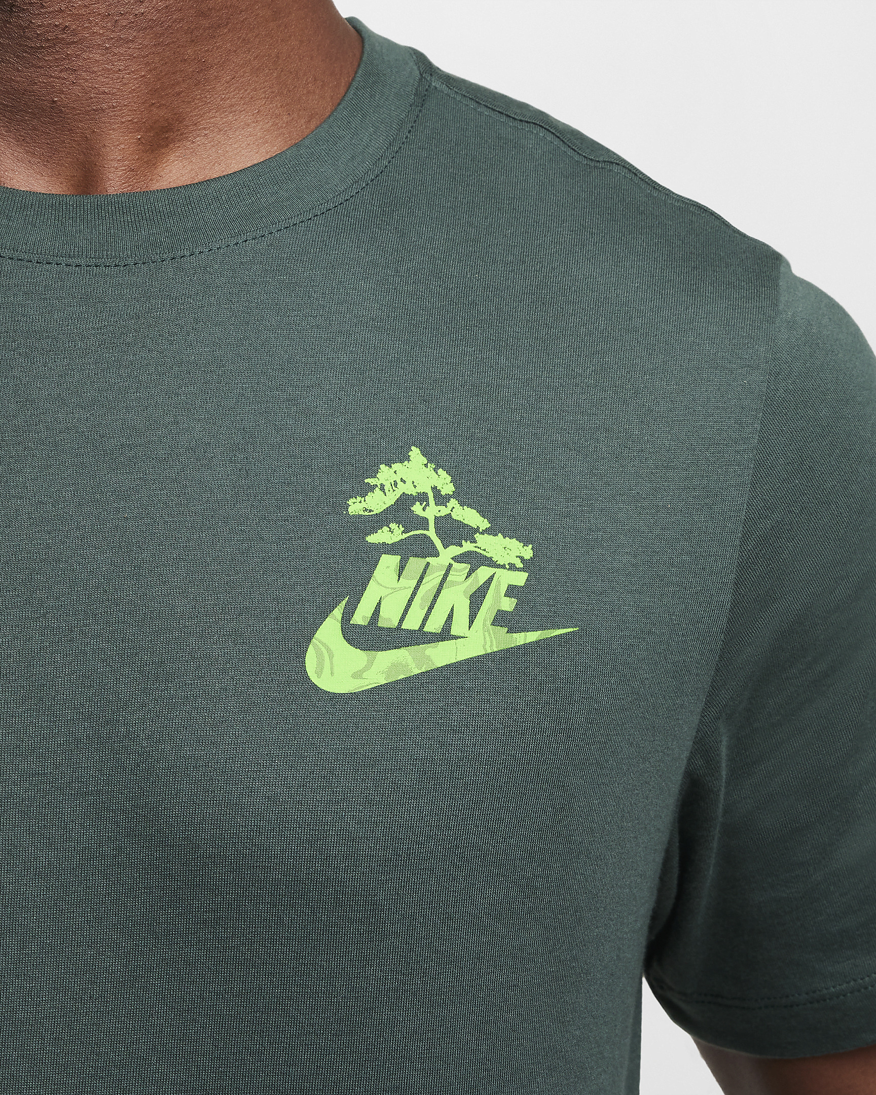 Nike Sportswear Club T-Shirt - 4