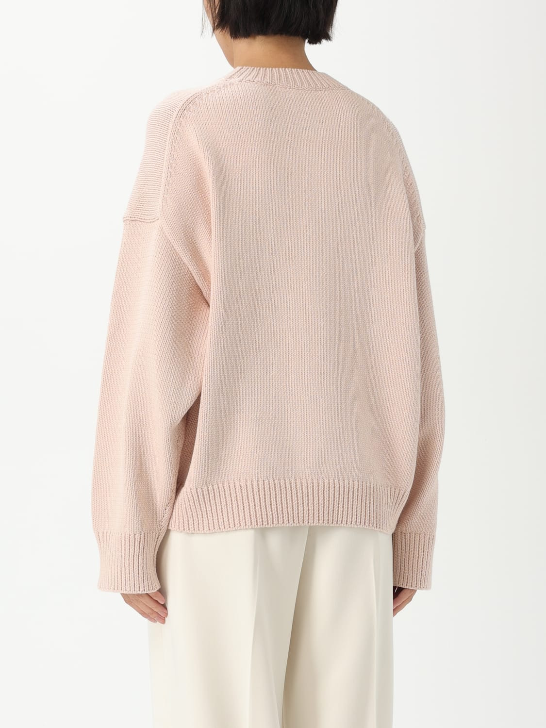 Sweater woman Theory - 2
