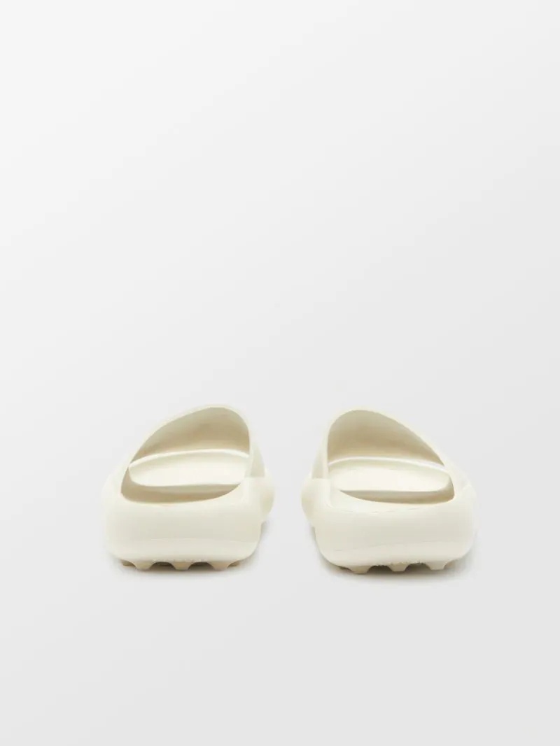 SLIDER - 4