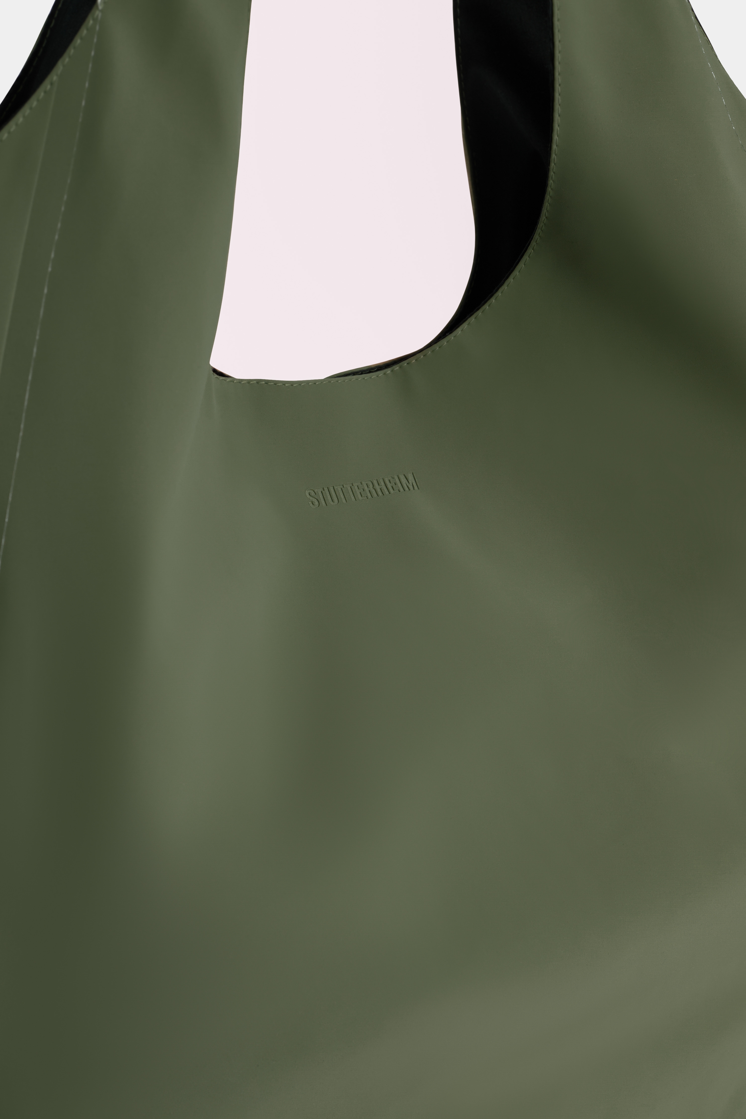 Svea Puffer Bag Matte Green - 4