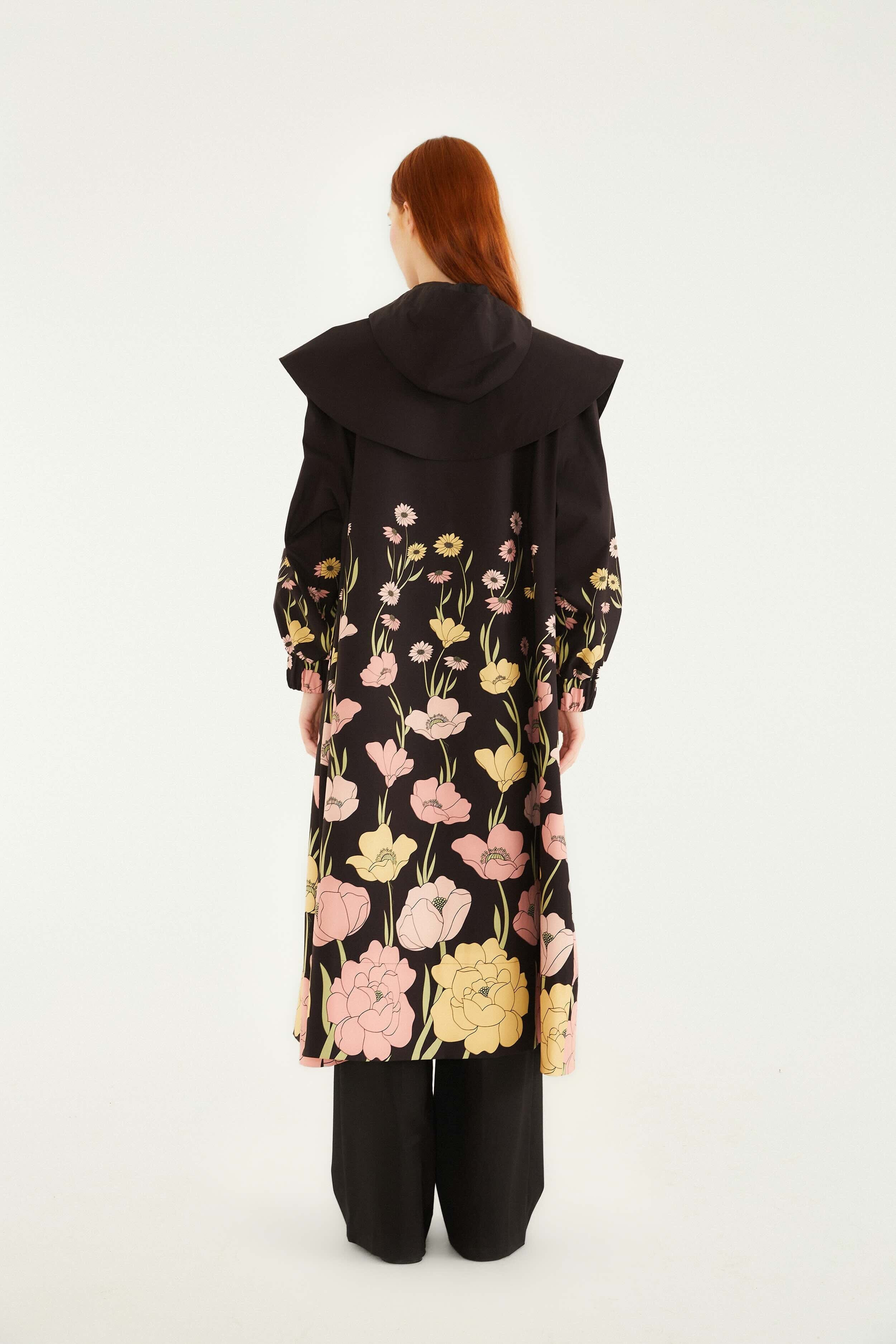 Black Growing Flowers Raincoat - 5