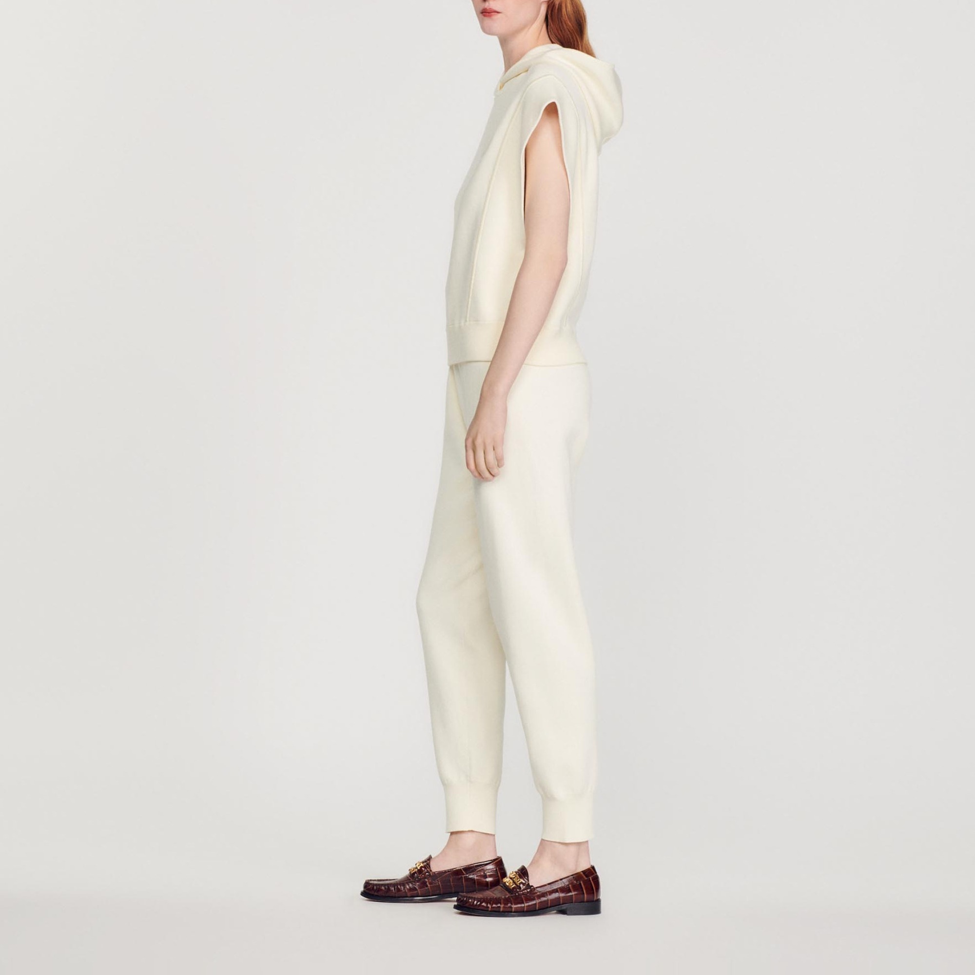 Sleeveless sweatshirt - 7