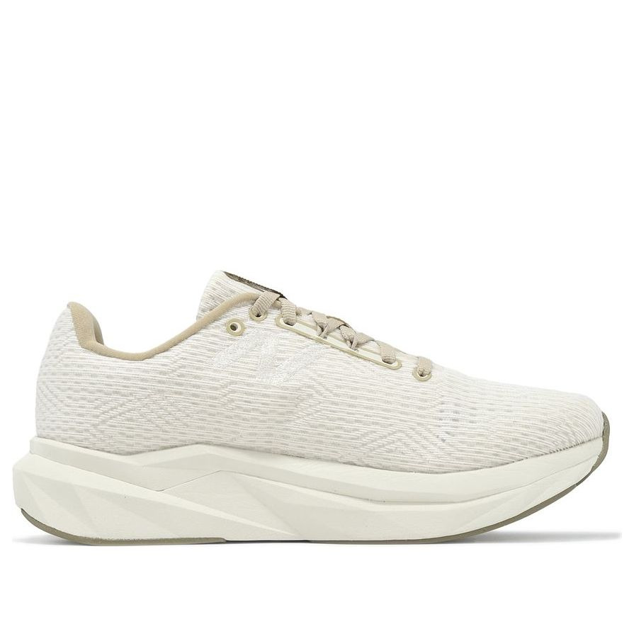 (WMNS) New Balance FuelCell Propel v5 'Linen Gold Metallic Stoneware' WFCPRHL5 - 2