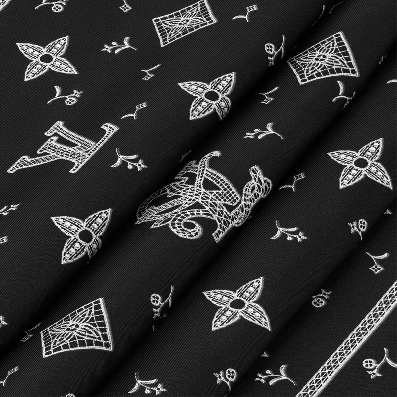 Monogram Romance Square 70 3