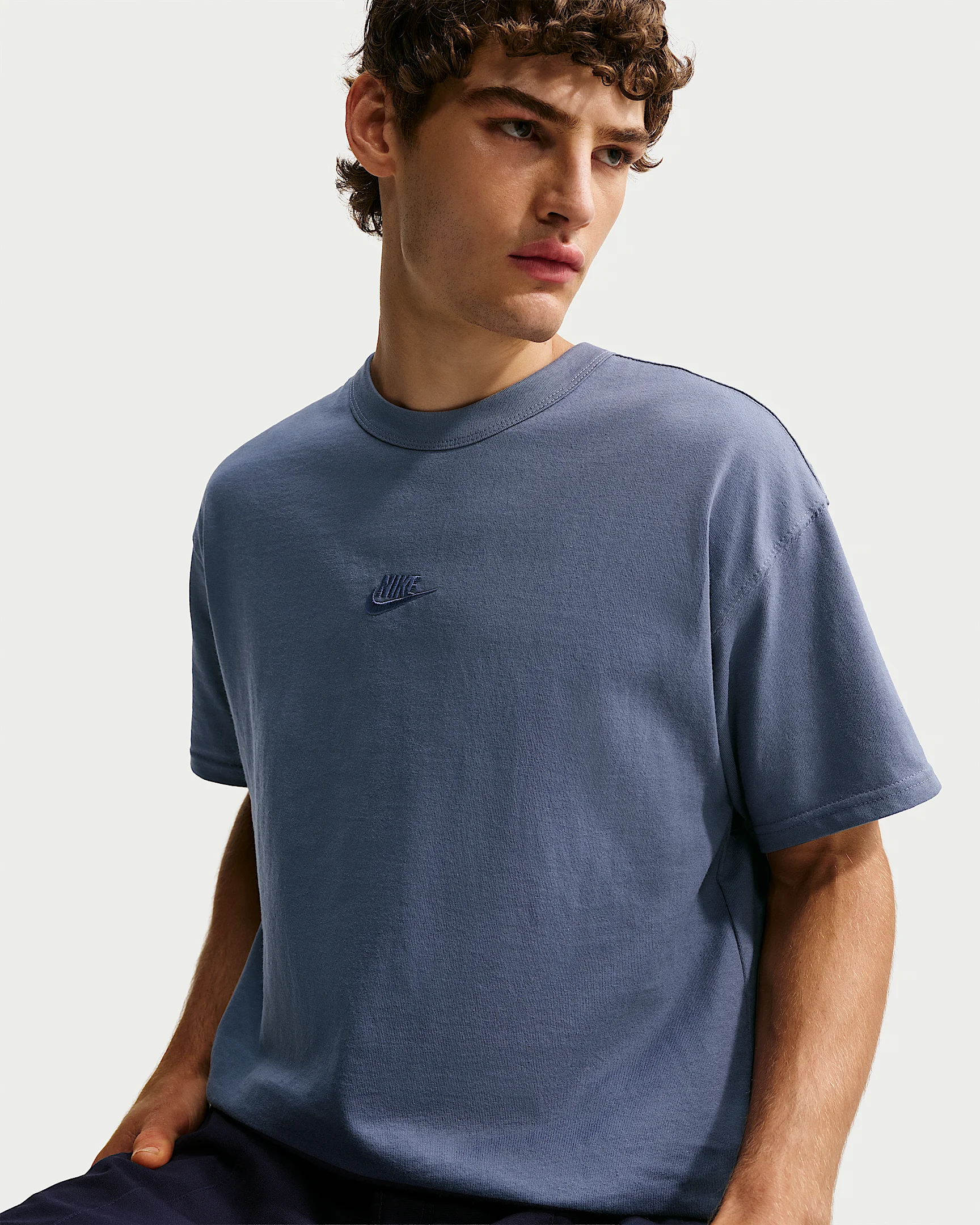 Nike Sportswear Premium Essentials Men's T-Shirt - 1