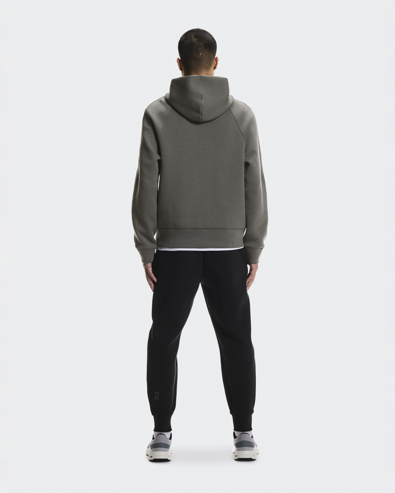 On Focus Tech Hoodie outlook