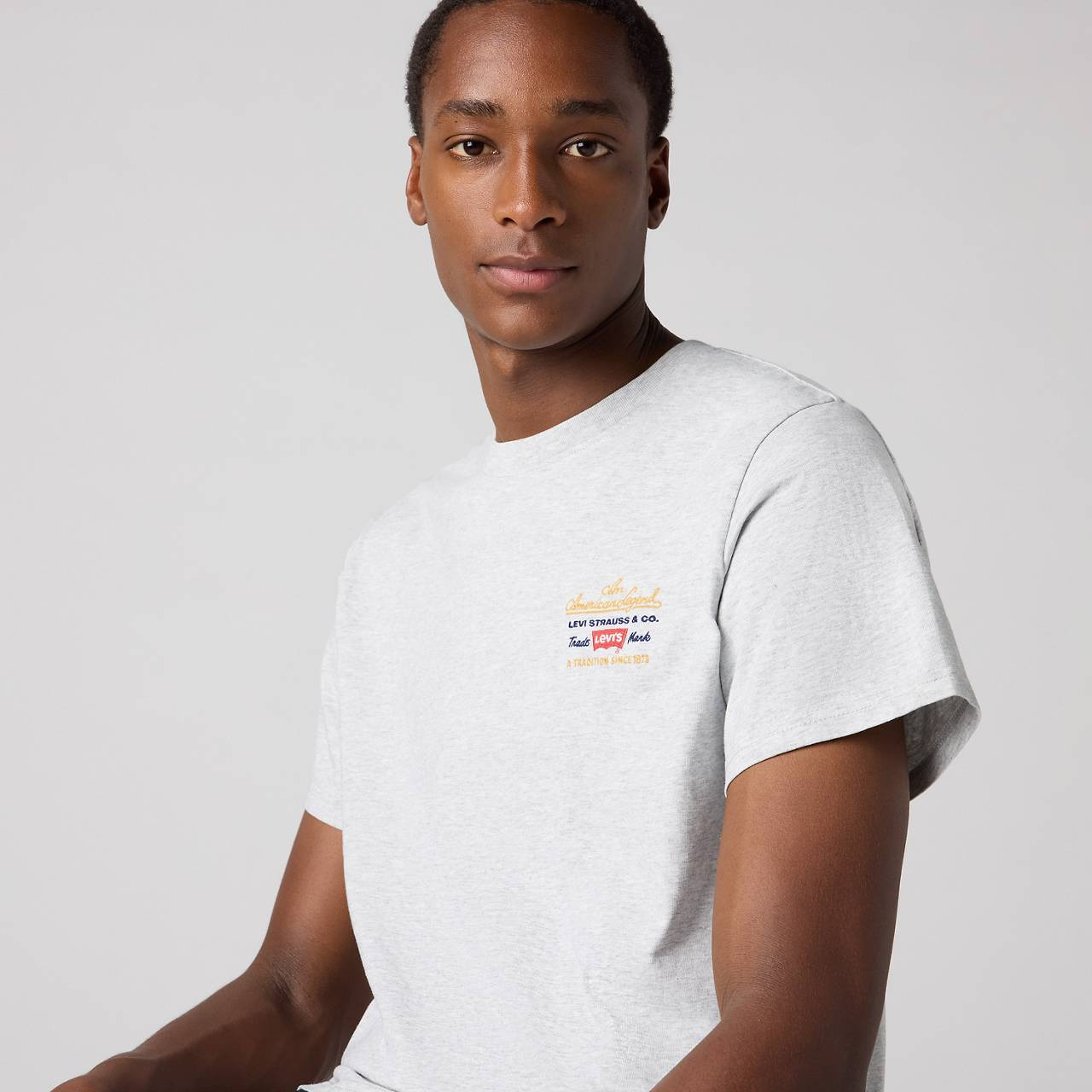 RELAXED FIT SHORT-SLEEVE GRAPHIC T-SHIRT - 5