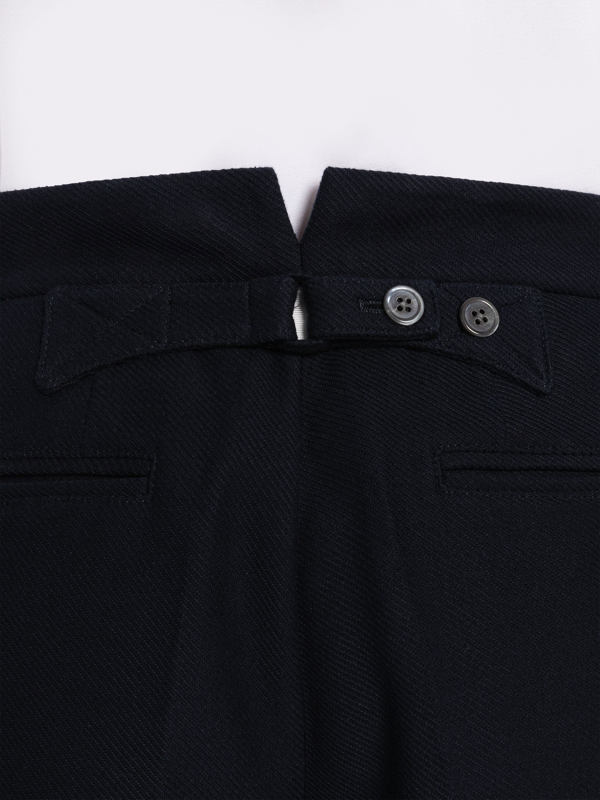 DOUBLE FACE TECH TWILL TONAL 4-BAR BERMUDA SHORTS - 6