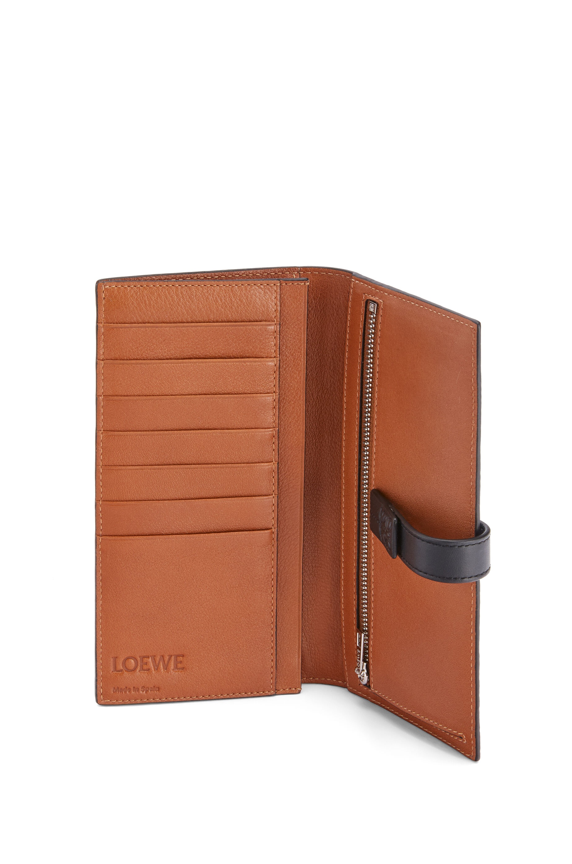 Large vertical wallet in soft grained calfskin - 2