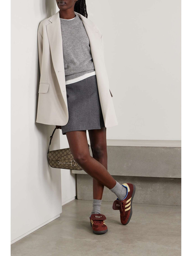 The Frankie Shop Bea crepe blazer outlook