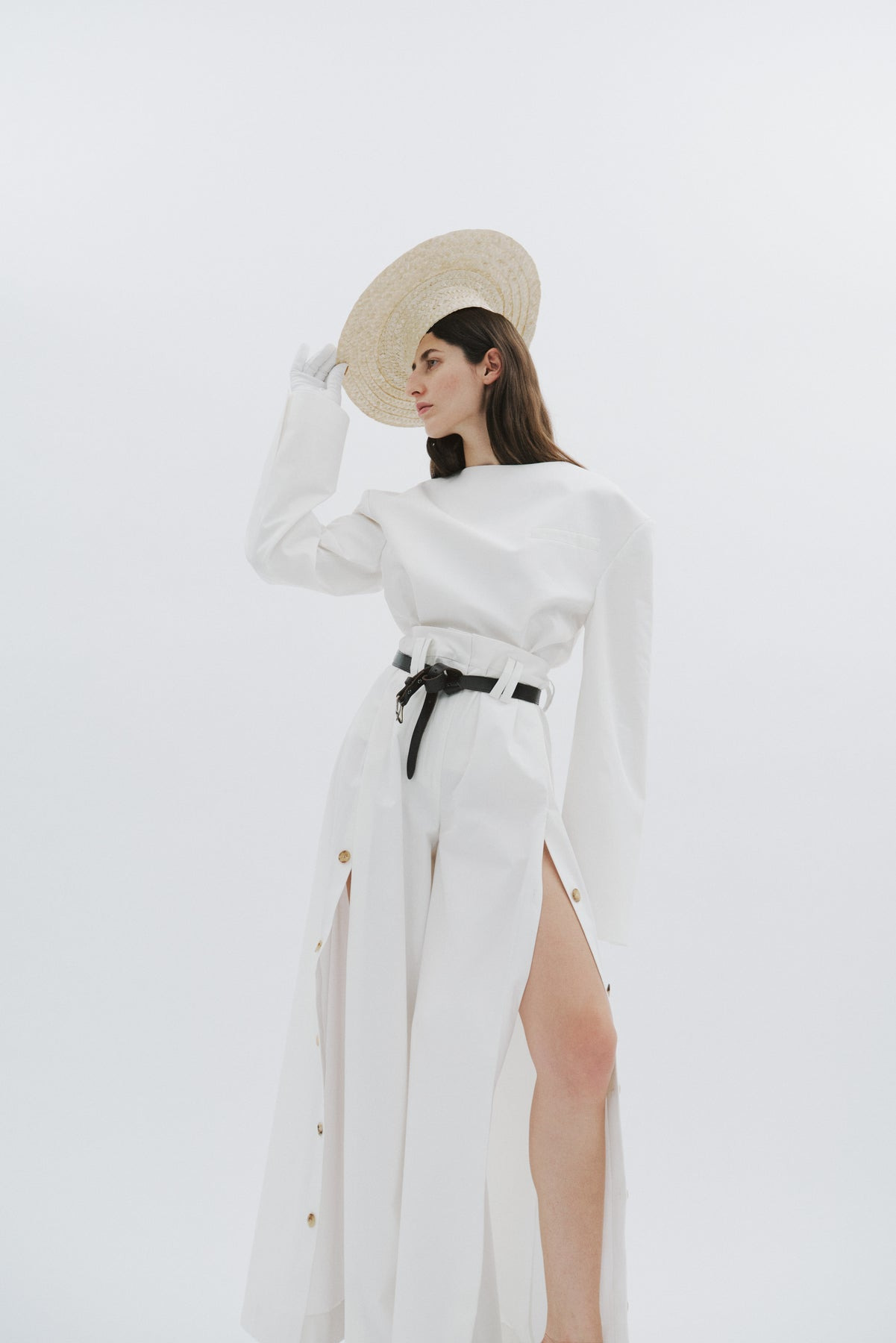 ROUND NECK TAILORED TOP WHITE - 10