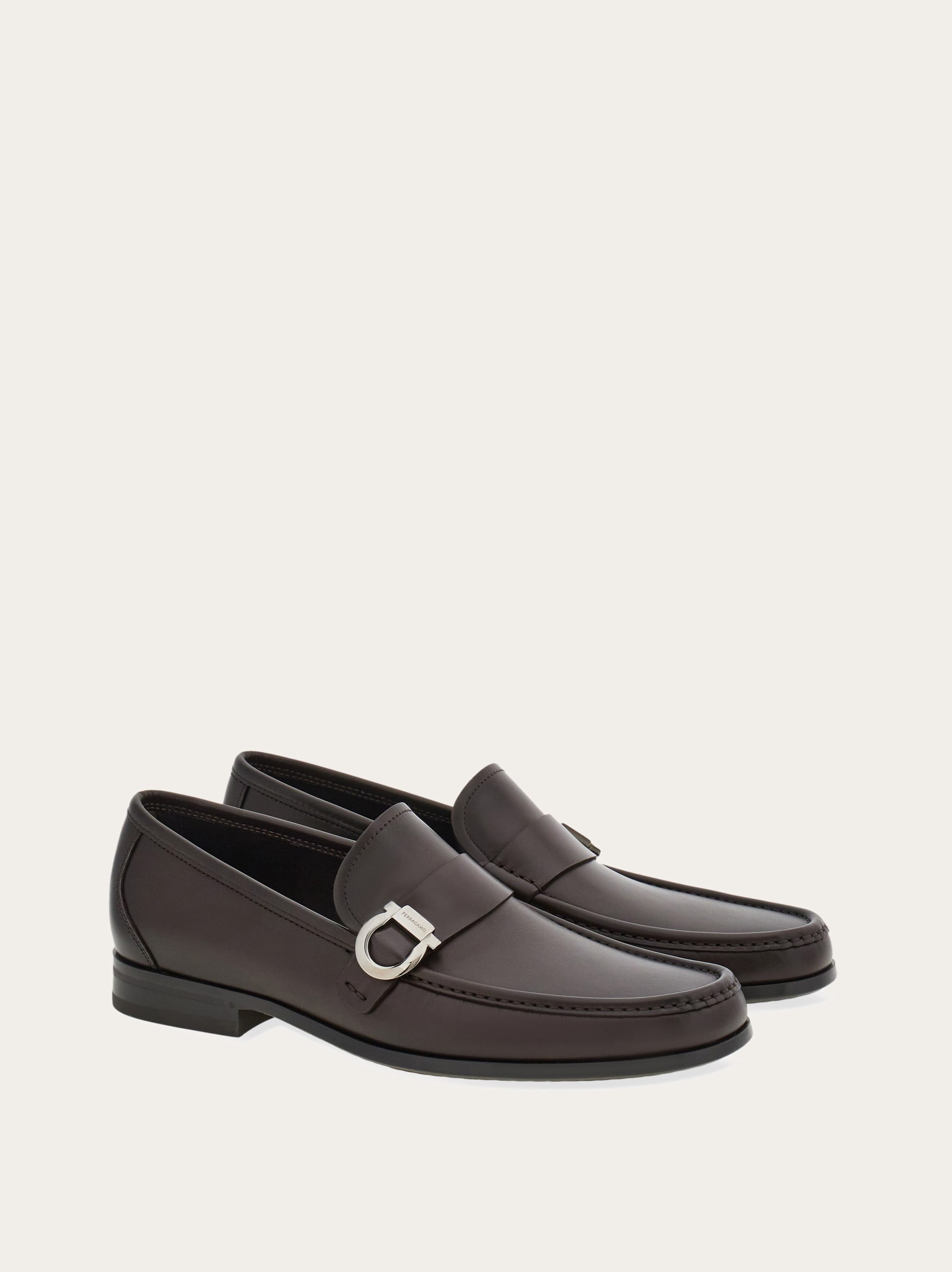 Moccasin with Gancini ornament - 4