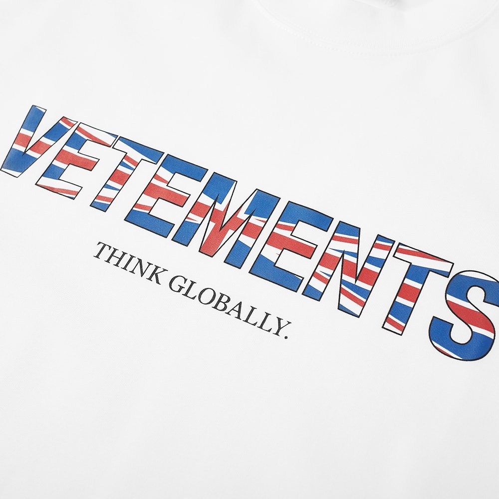 VETEMENTS UK Logo Oversized Tee - 2