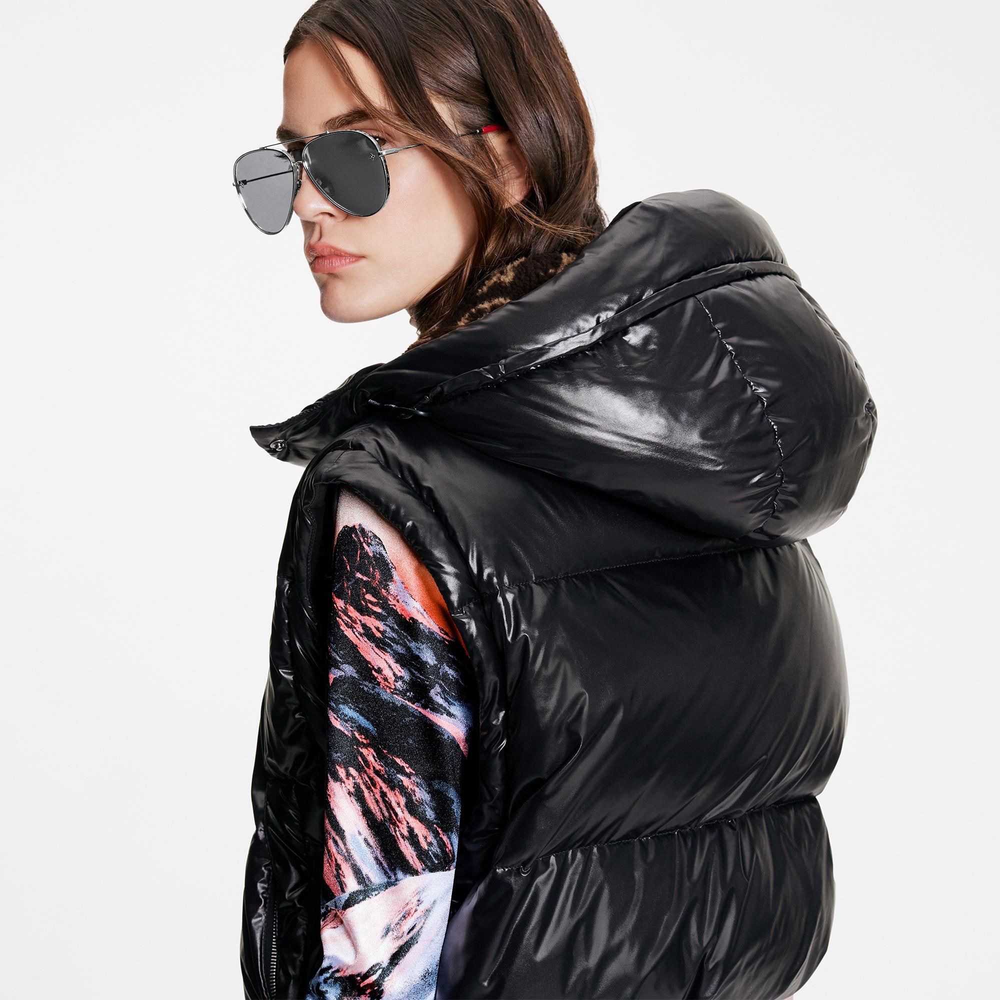 Glossy Sleeveless Puffer Jacket - 5