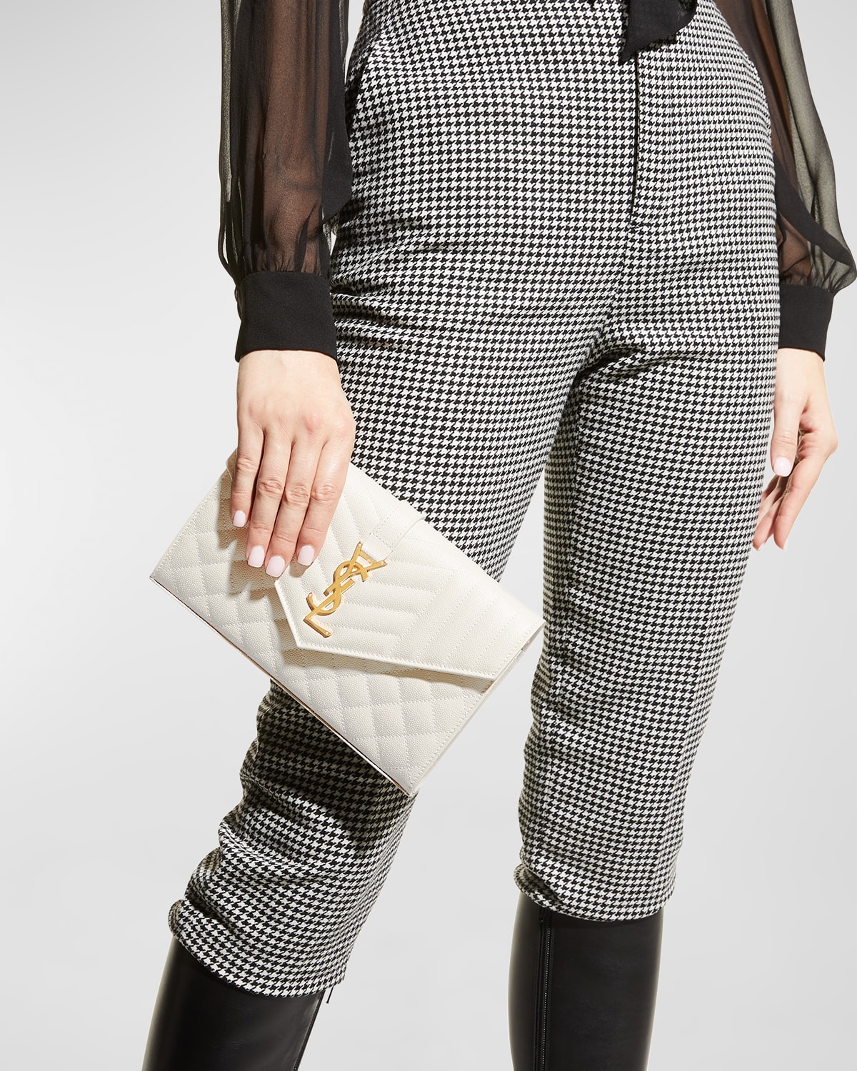 Envelope Triquilt YSL Wallet on Chain in Grained Leather - 3