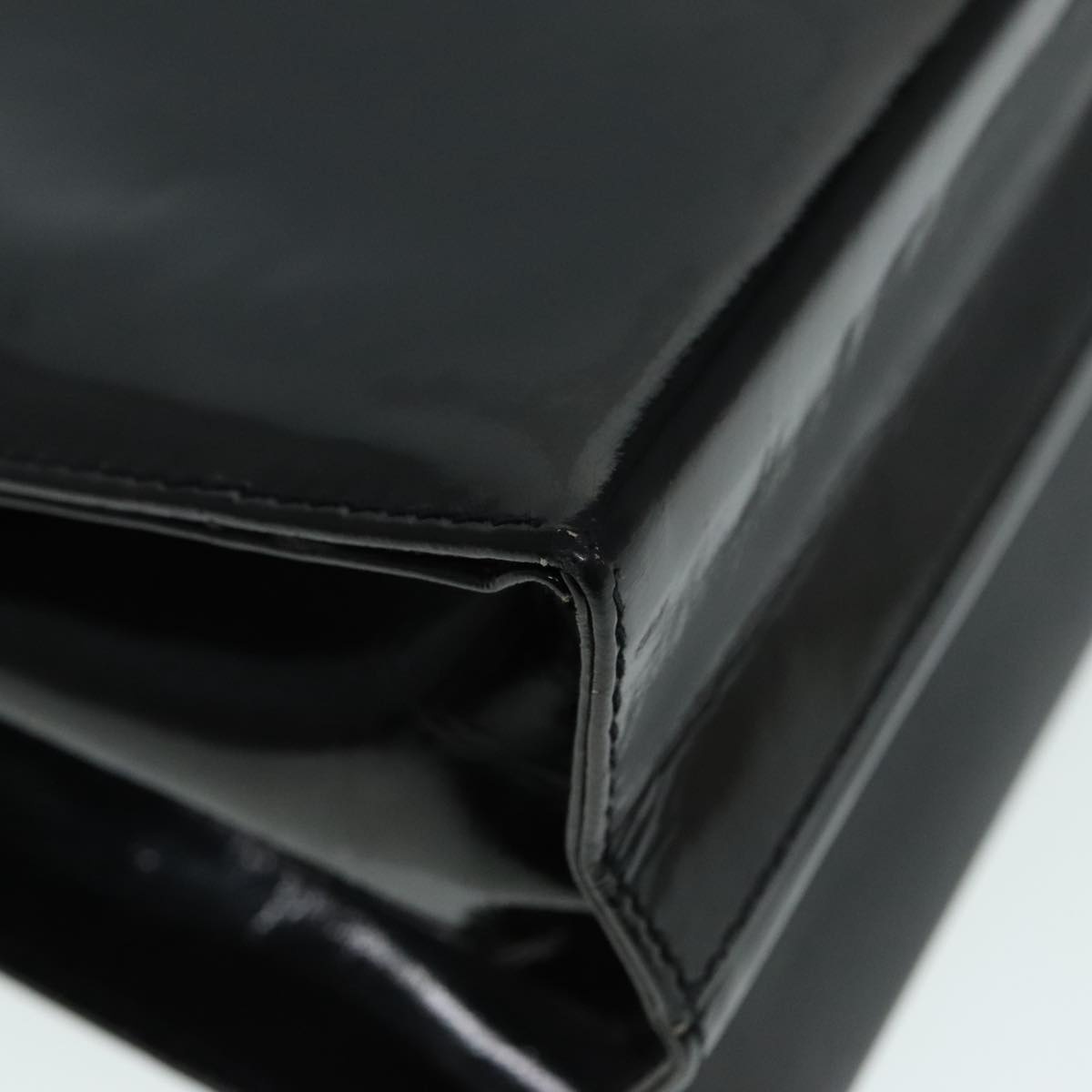 GUCCI Hand Bag Enamel Black Gold - 15